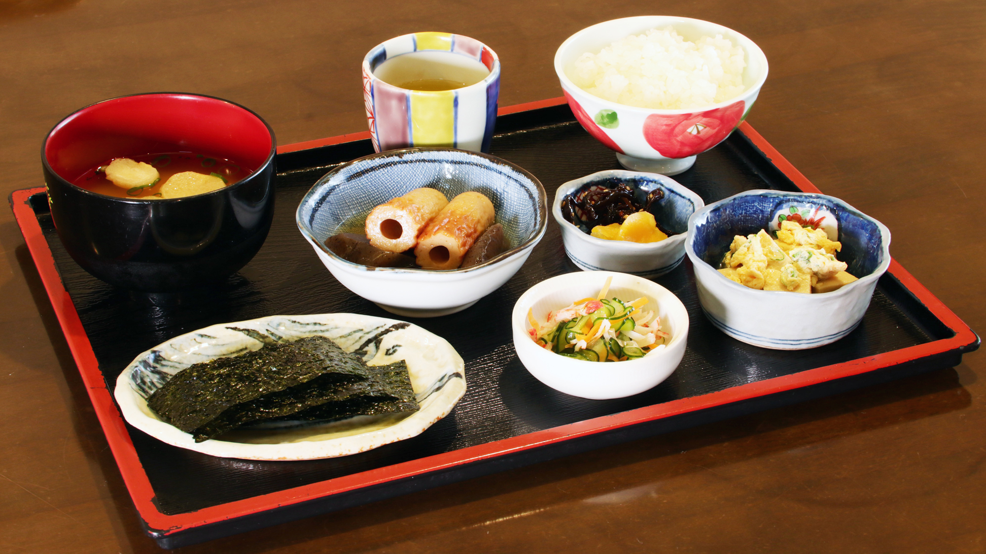 【朝食】手作りおかずの和食はボリューム大！