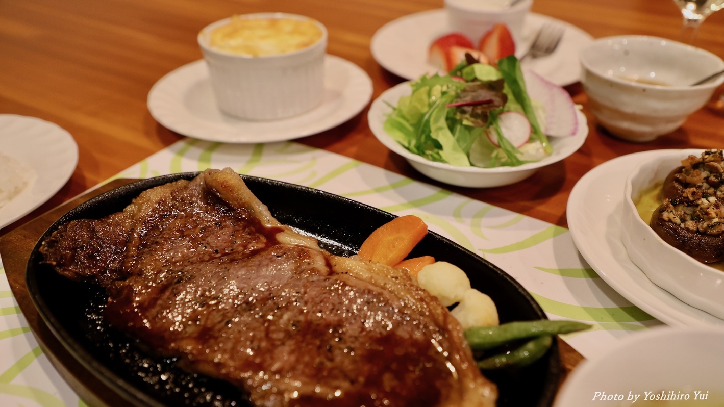 【蔵王牛サーロインステーキ】赤身の旨みを堪能♪手づくり洋食と貸切温泉〈1泊2食〉
