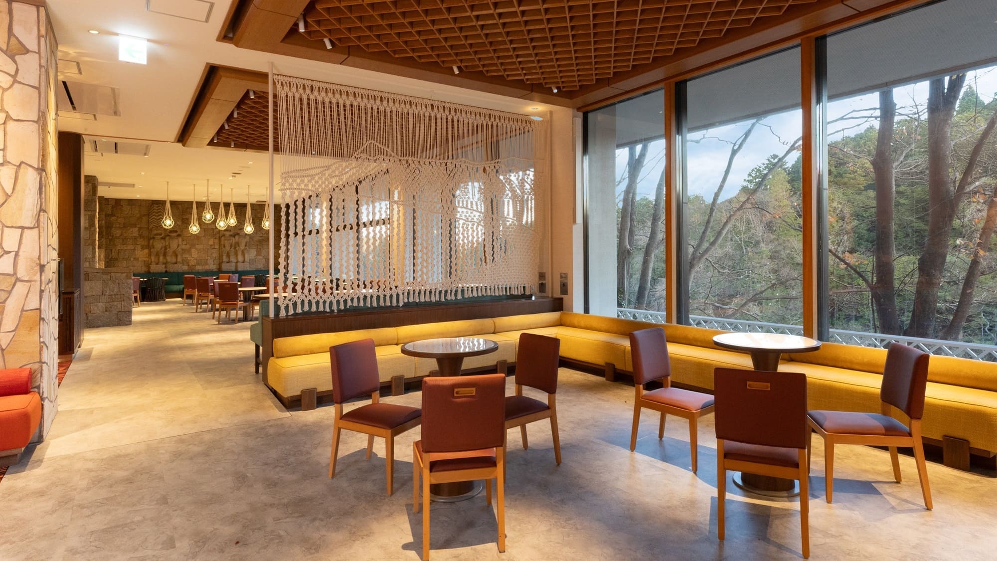 【レストランリニューアル記念】夕食はポリネシアンビュッフェ＆朝食は選べるメインのハワイアンモーニング