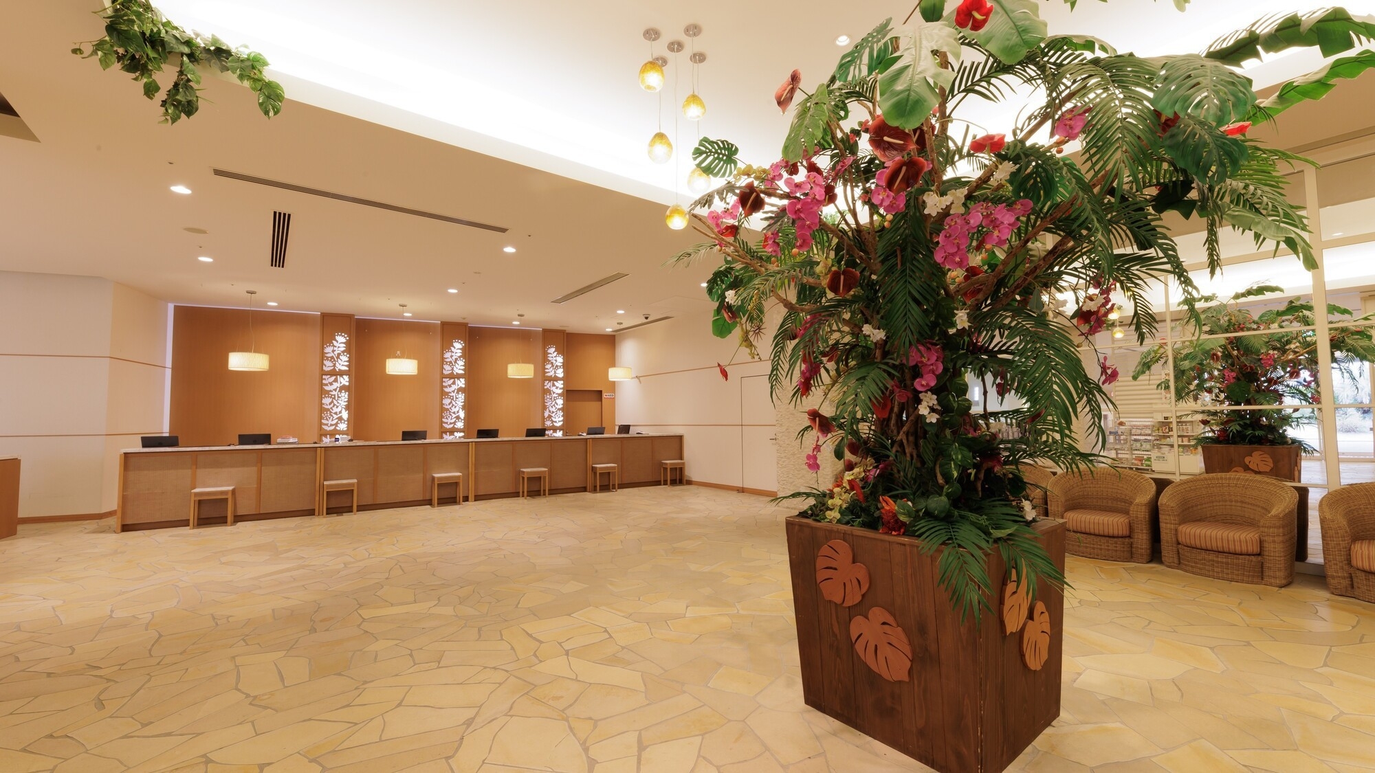 【レストラン「ワイキキ」リニューアル記念】夕食はブッフェ＆朝食は選べるメインのハワイアンモーニング