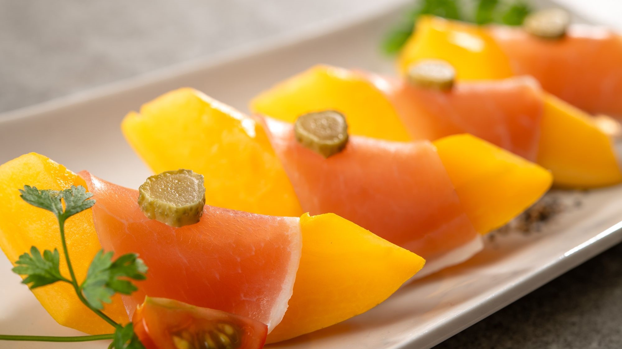 【生ハムパパイヤ】2026年夏ディナーメニュー