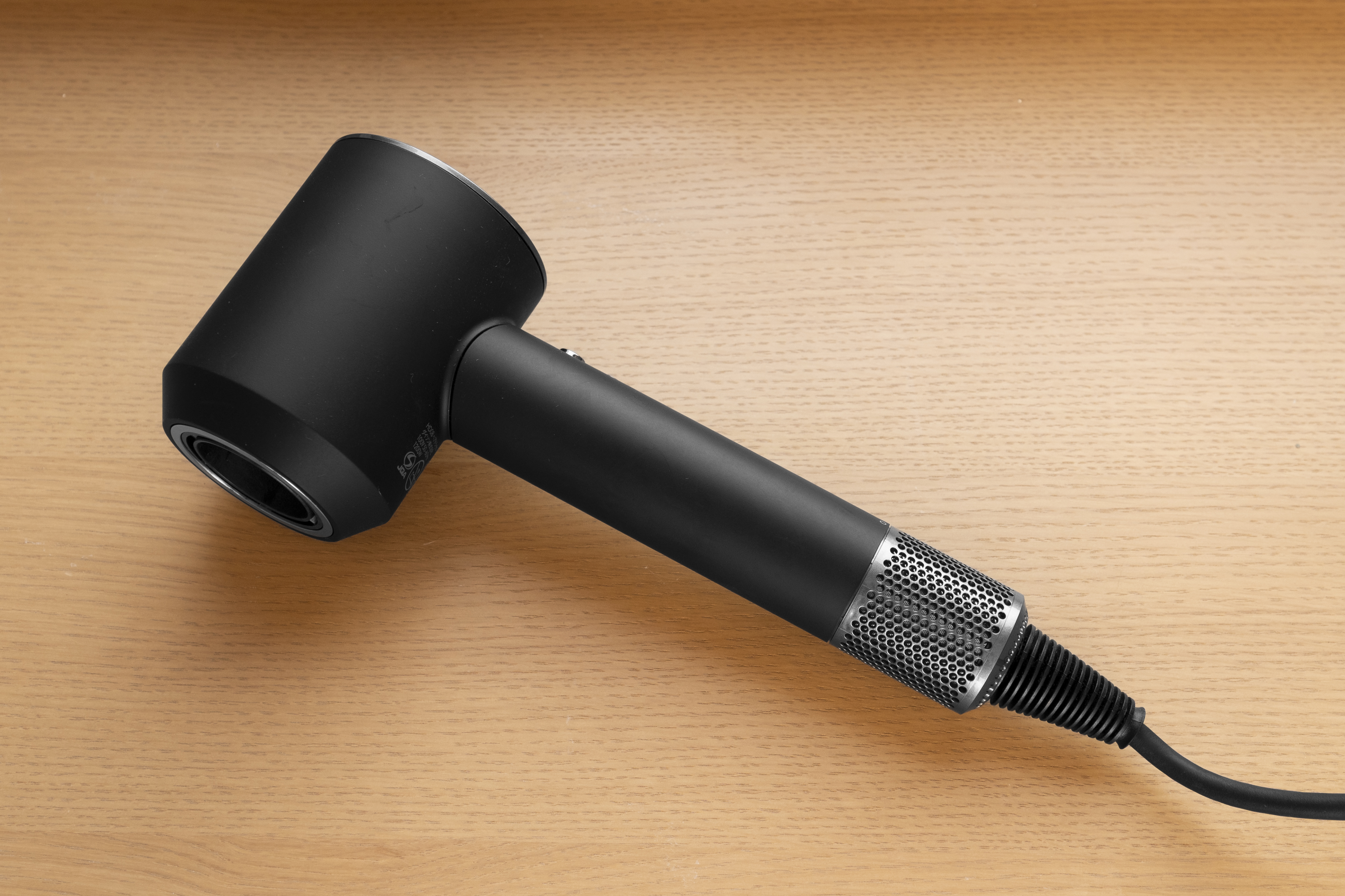 ダイソンドライヤー