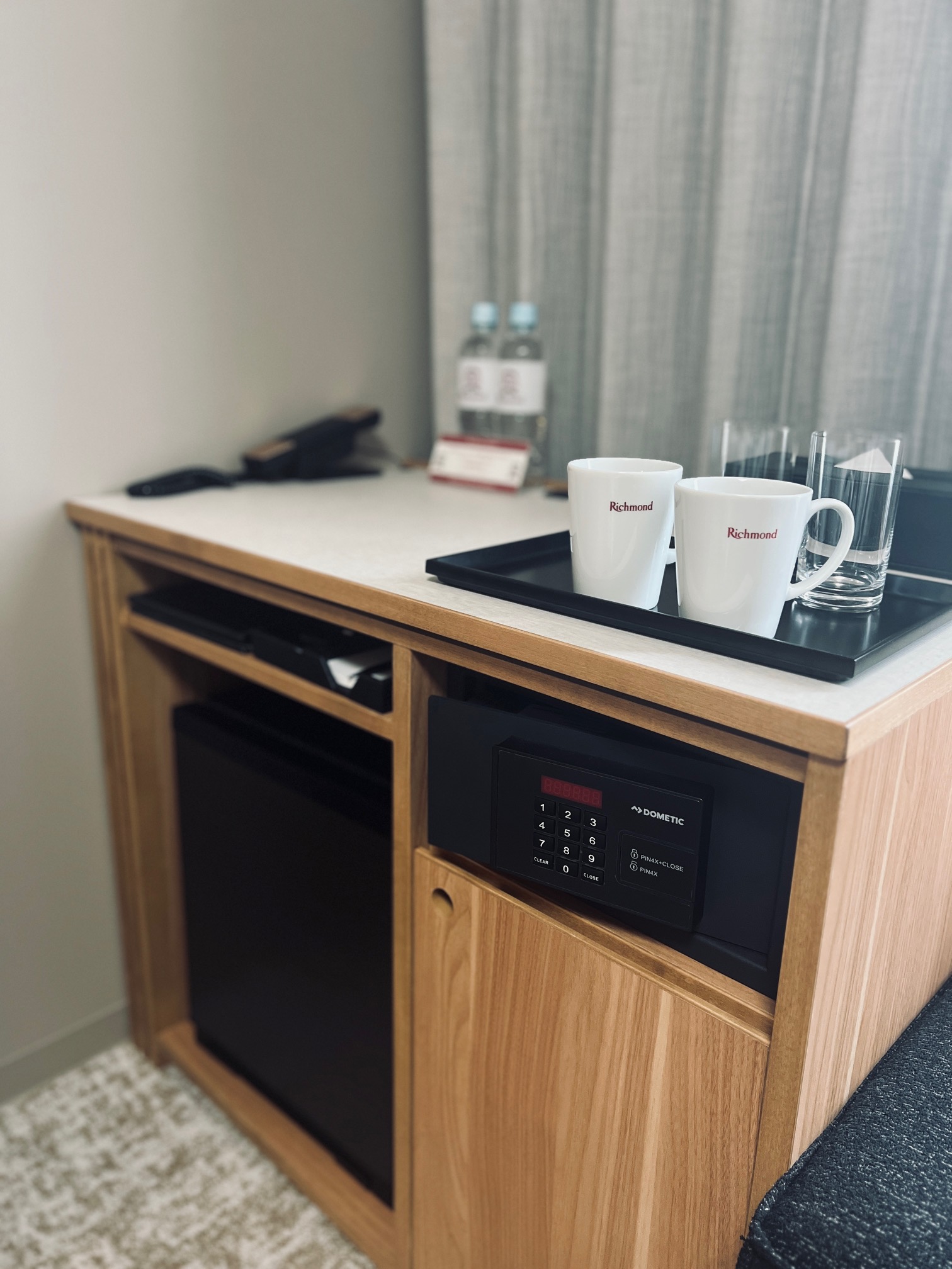 モデレートルーム