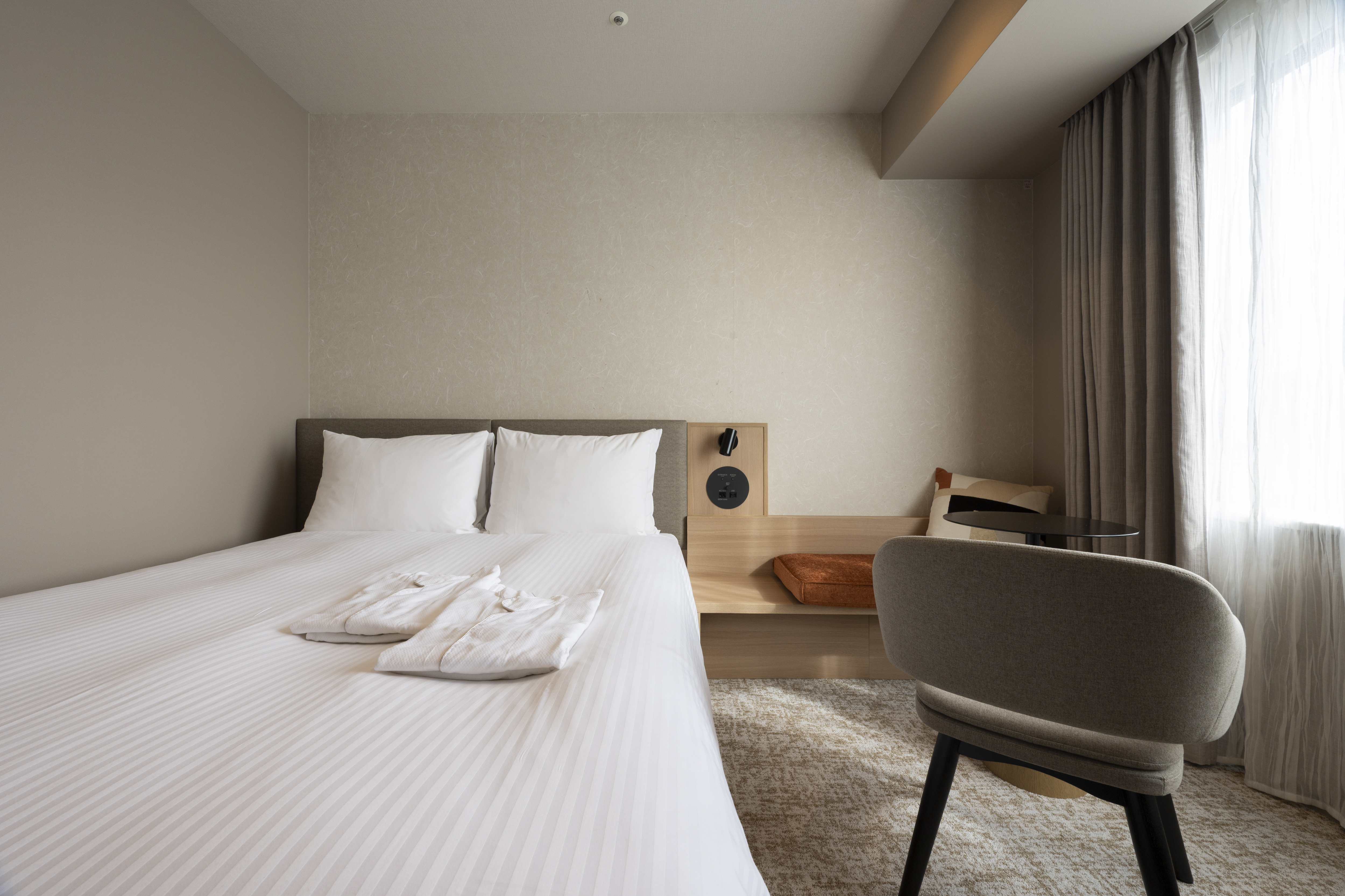 プレシャスルーム　ベッド