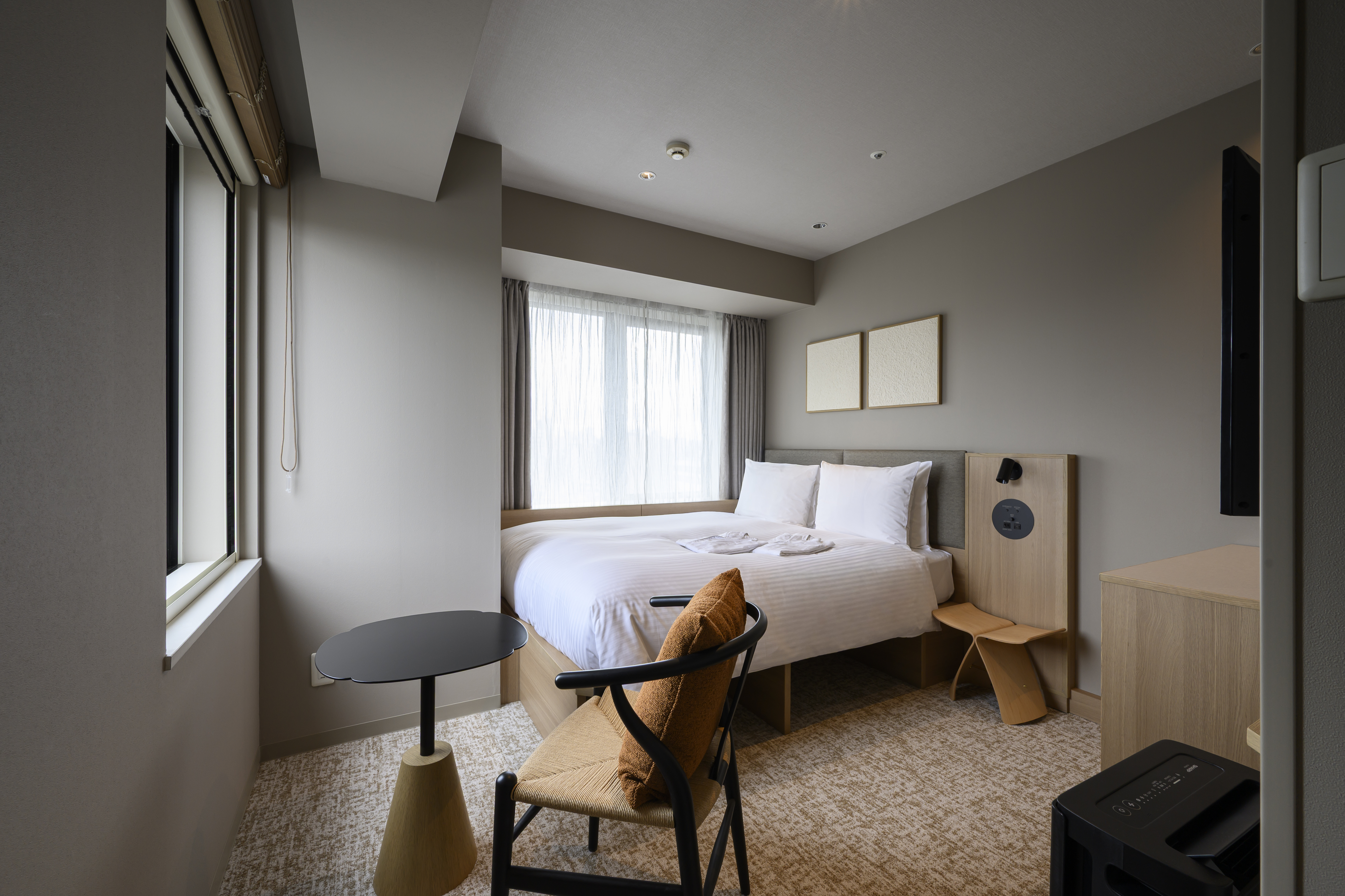 コーナールームメイン