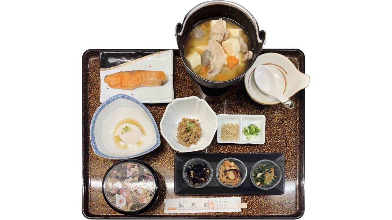 *【朝食（一例）】代々女将に受け継がれてきた豚汁をご提供