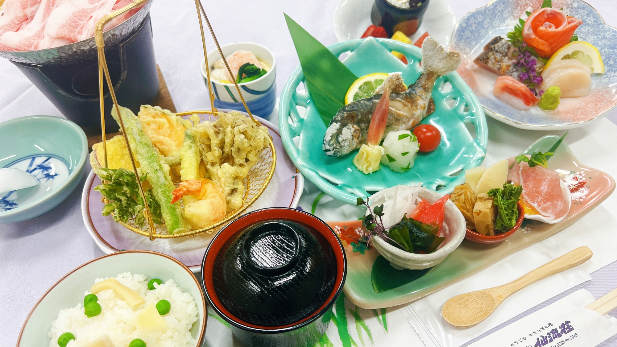 *【ご夕食一例（和会席）】旬の食材や山菜・キノコなど山の幸を活かしたご夕食。