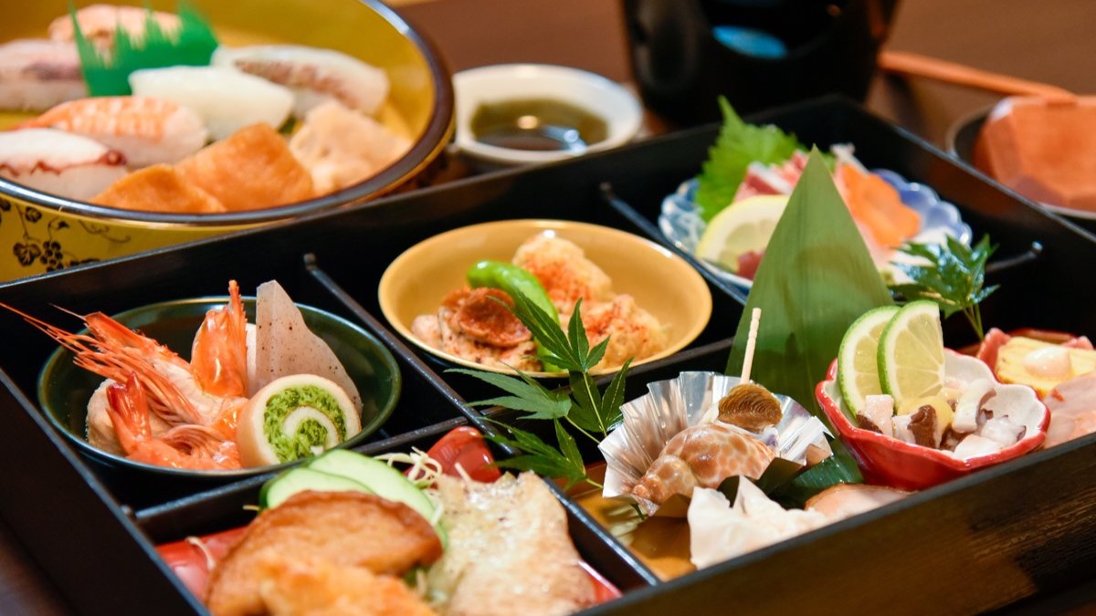 【おんせん県で贅沢するけん】 １泊夕食付きプラン♪　～地元の名店からお届けする寿司懐石～