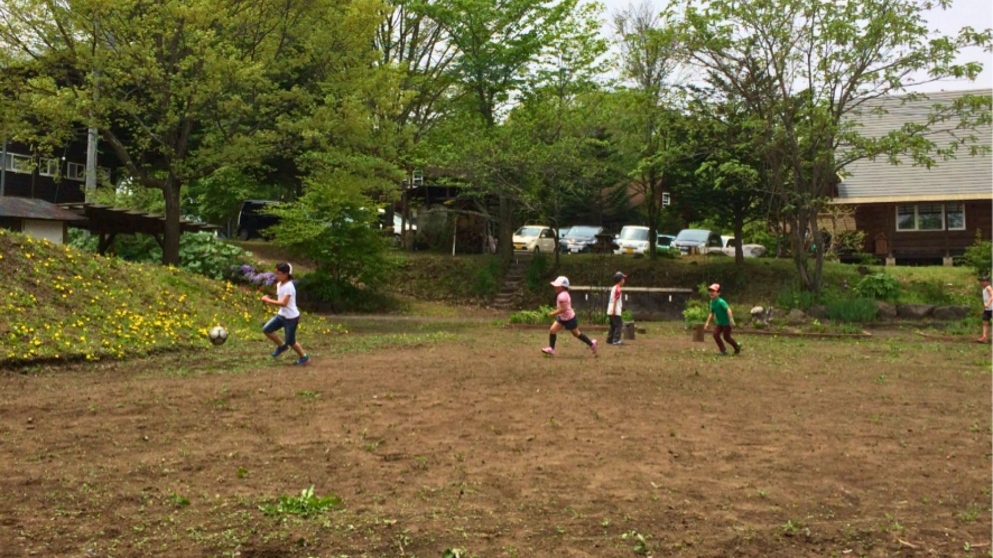 キャッチボールも可。思いっきり遊んでください。