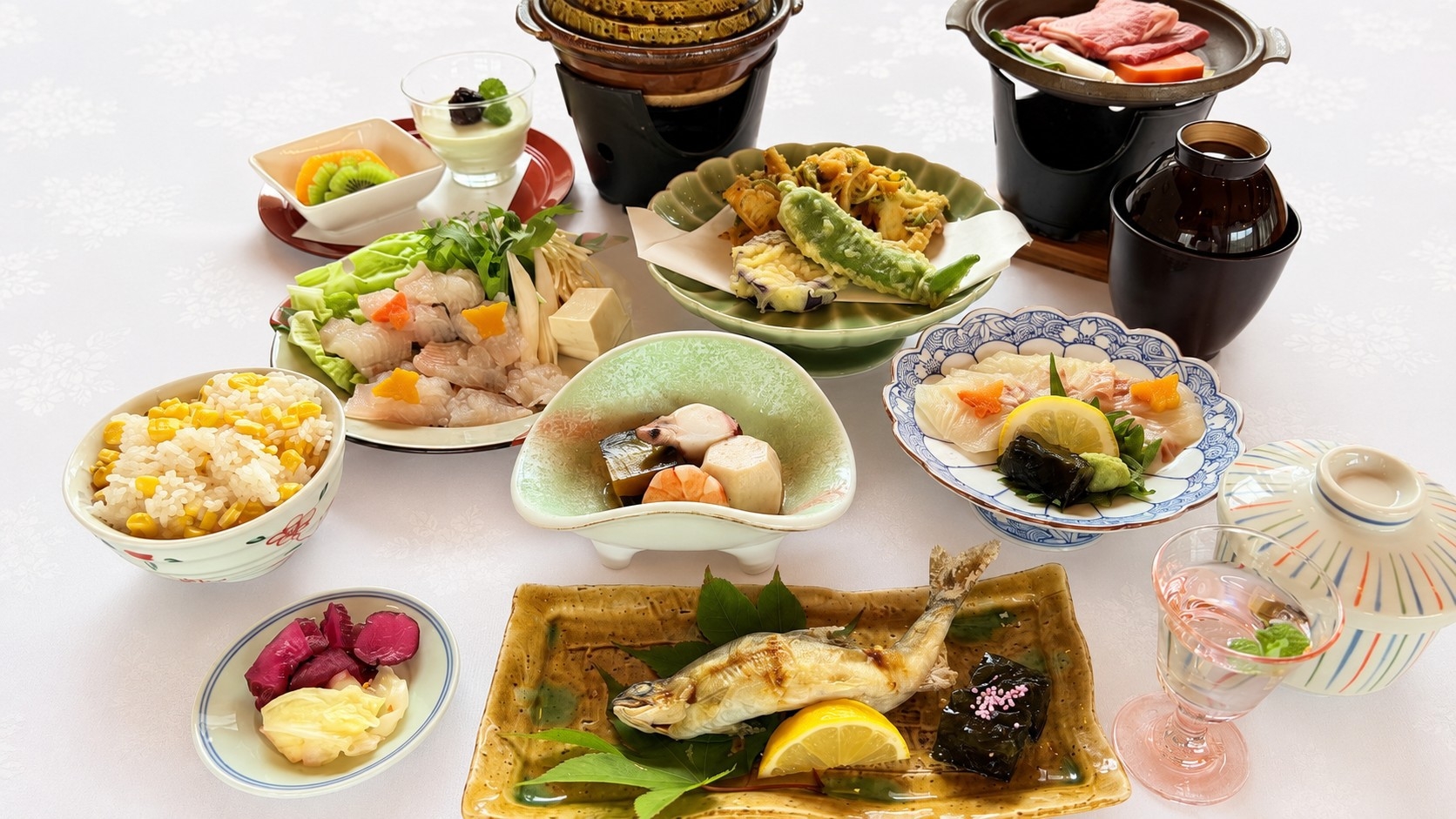 【避暑地で夏グルメ】鱧しゃぶ×鮎塩焼き×国産牛陶板焼き｜夏空会席と天然ラドン温泉を満喫