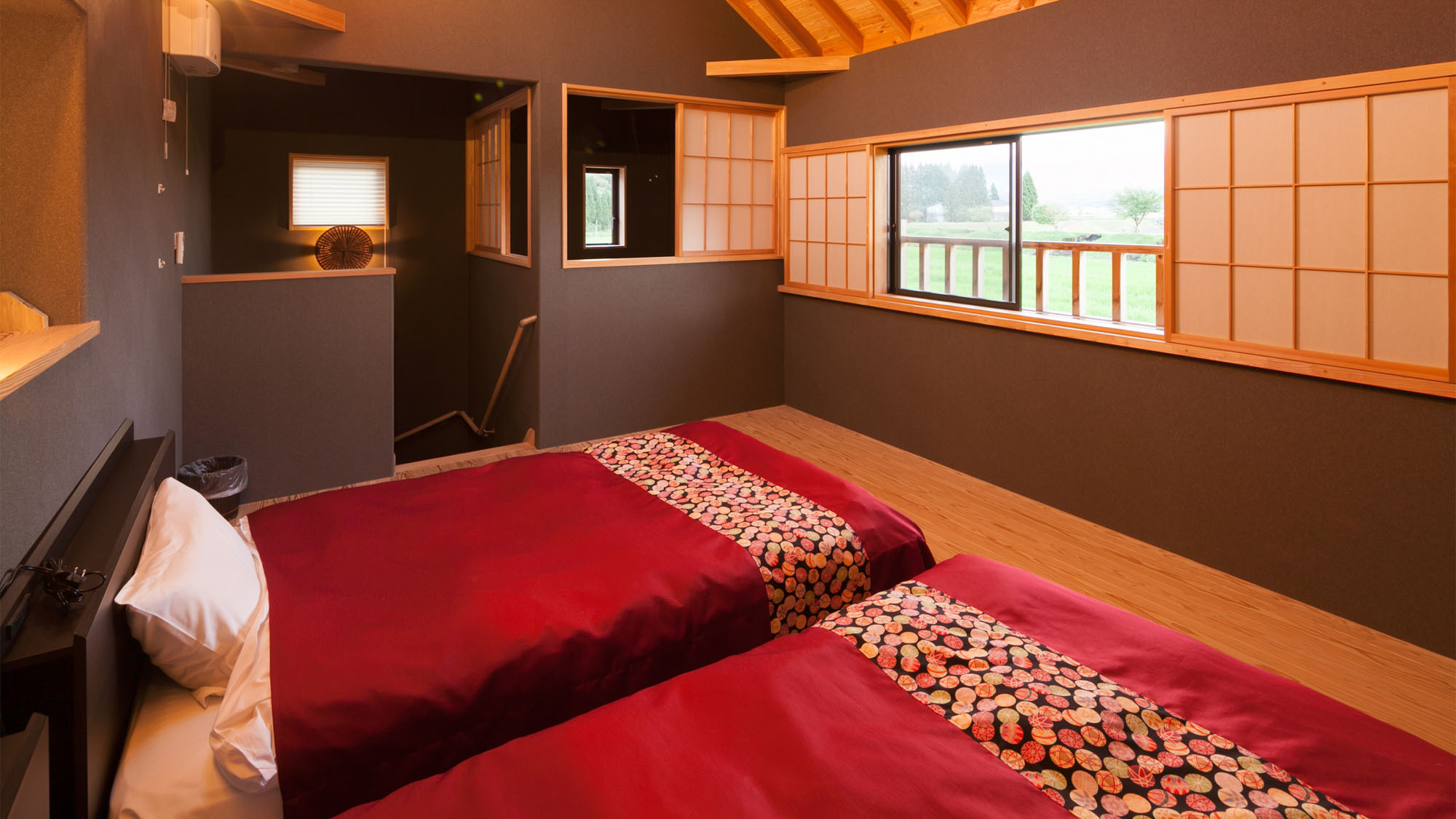 二階建て離れ和洋室【七の庄】＜源泉かけ流し温泉付＞