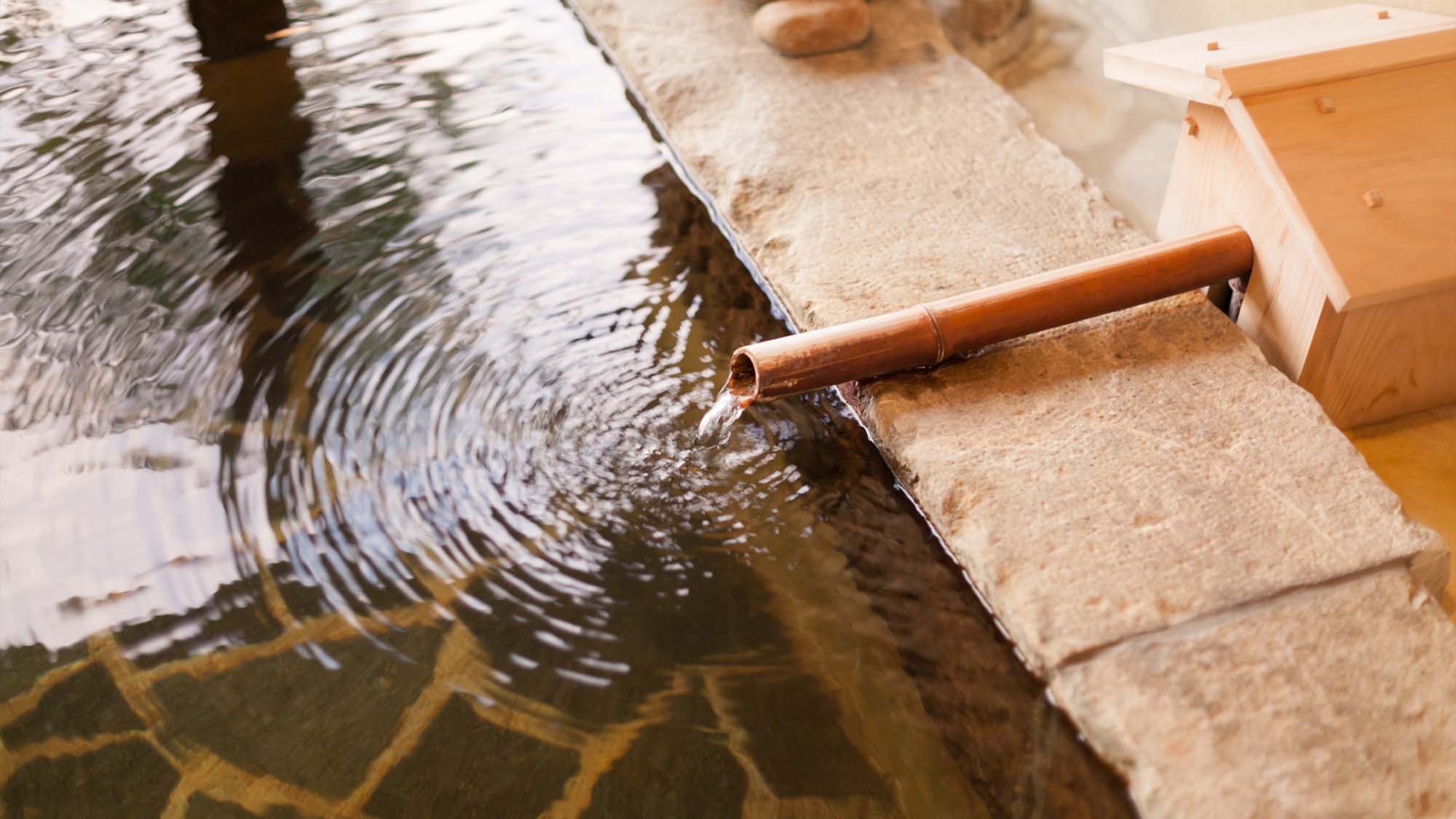 二階建て離れ和洋室（七の庄）