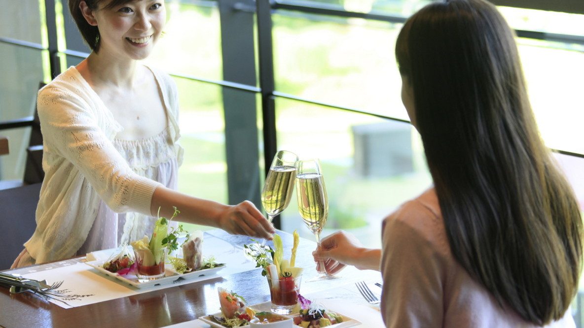 【直前特価】信州食材にこだわった食事と絶景の温泉を堪能♪−2食付・夕食飲み放題付−