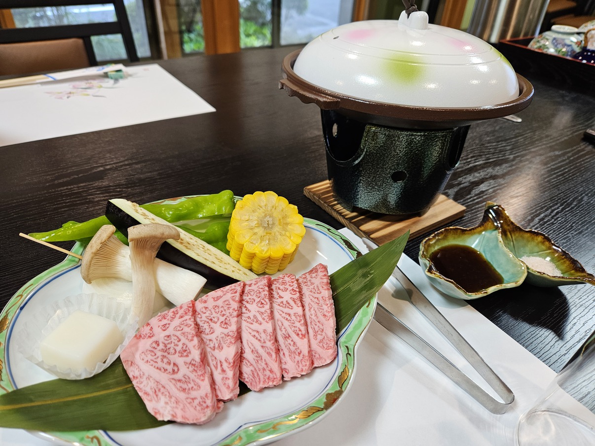 お泊り（夕・朝食付き）