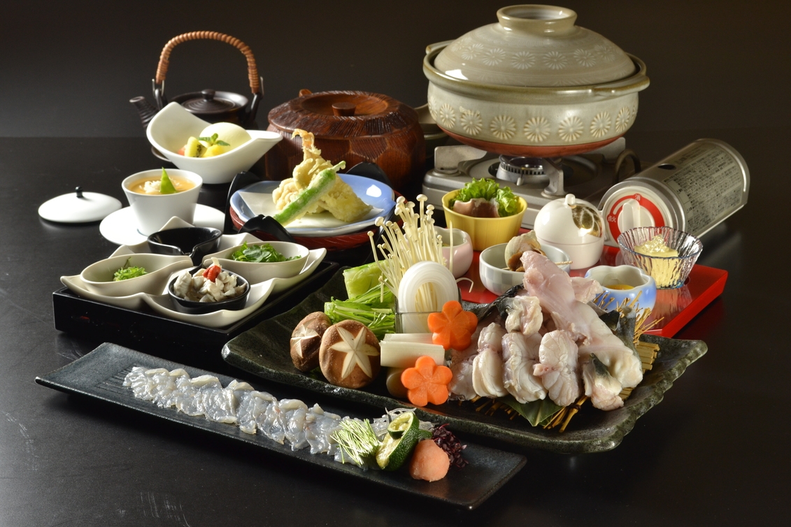 【１日１０食限定】　『海の幸とふぐ堪能特別会席膳』