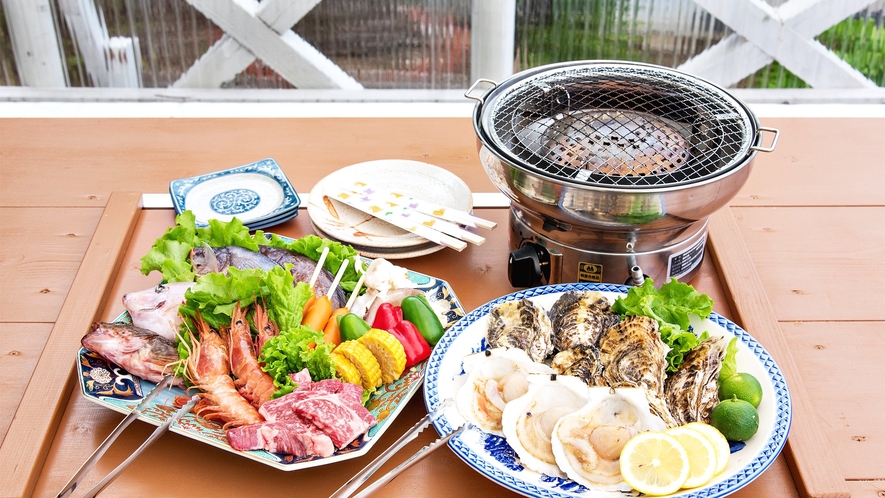 *【料理】BBQ：新鮮な海の幸や野菜などをご用意しております。（一例）