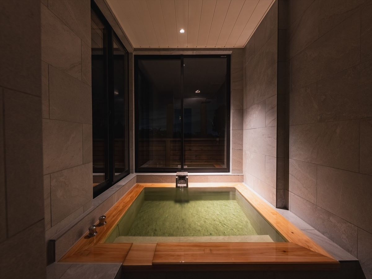 ＼2024年6月6日リニューアルオープン／【本館おとぎの丘】自家源泉掛け流し温泉付き