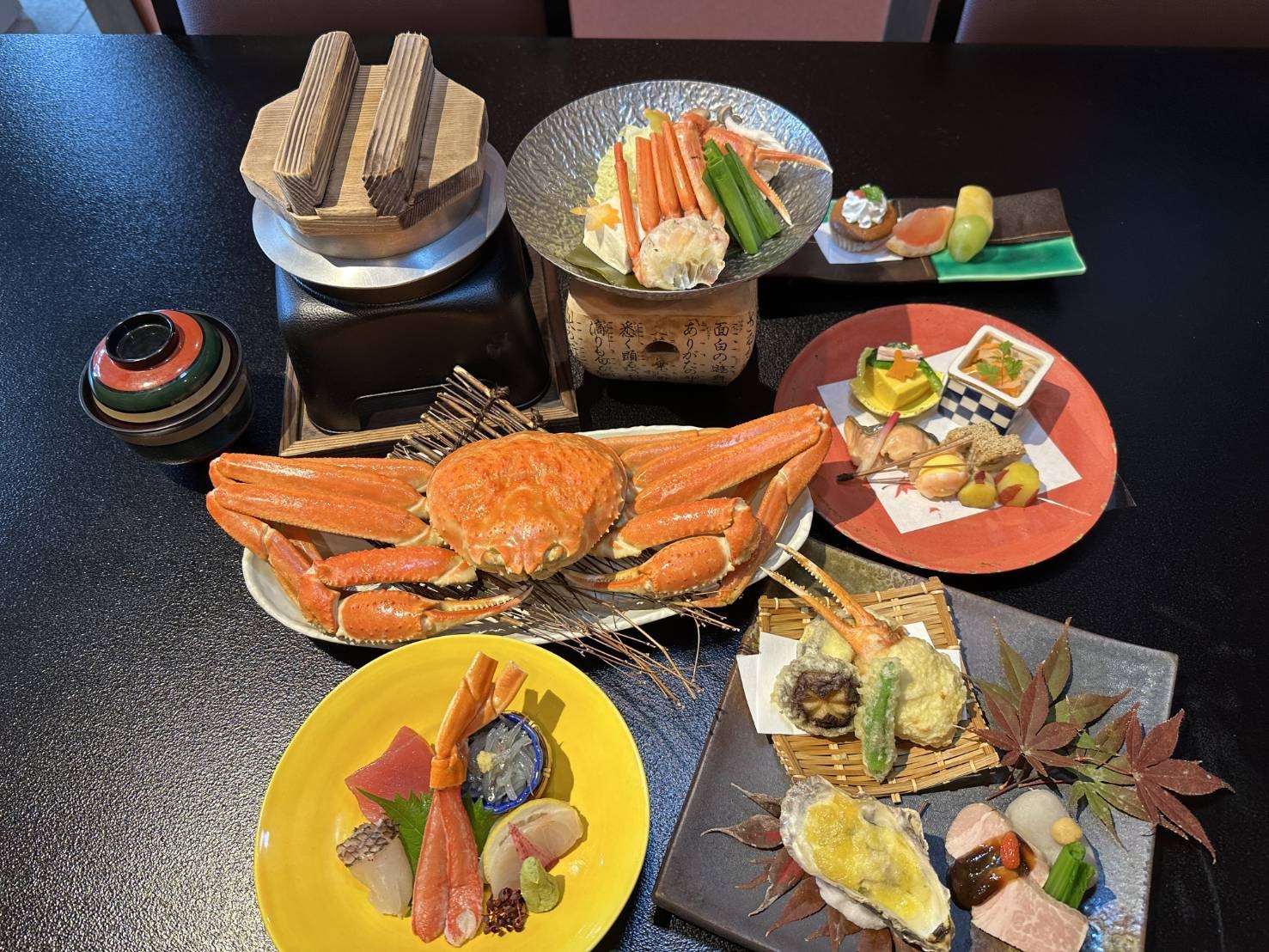 【本ズワイガニ丸ごと１杯＋料理長おすすめの創作カニ会席】カニ入荷しました♪名湯＆カニを味わう贅沢旅