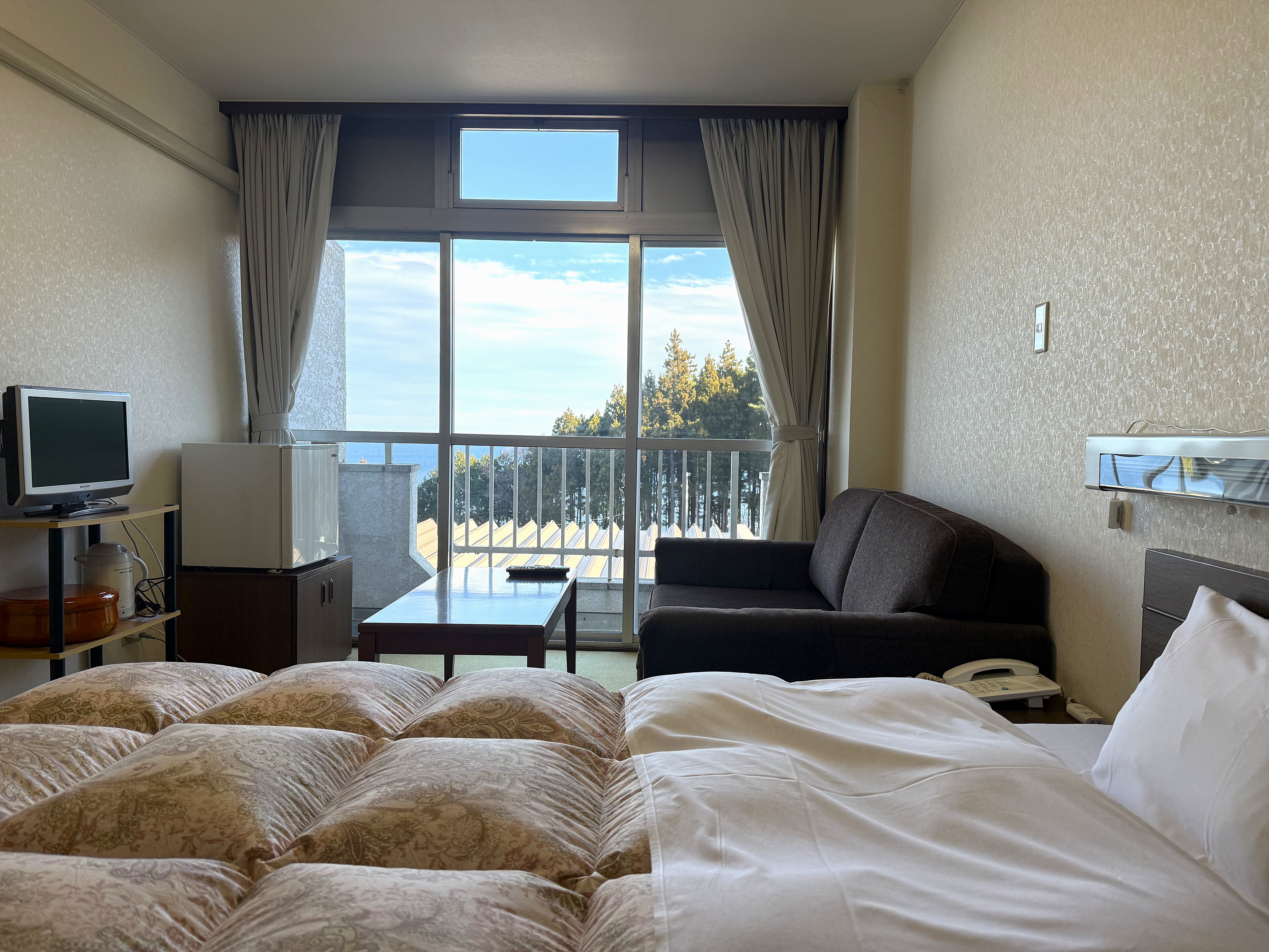 洋室シングルベッド