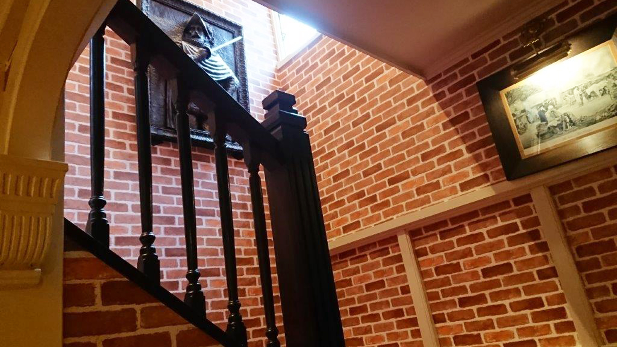 *【館内】当館独特の雰囲気ある空間が広がります。