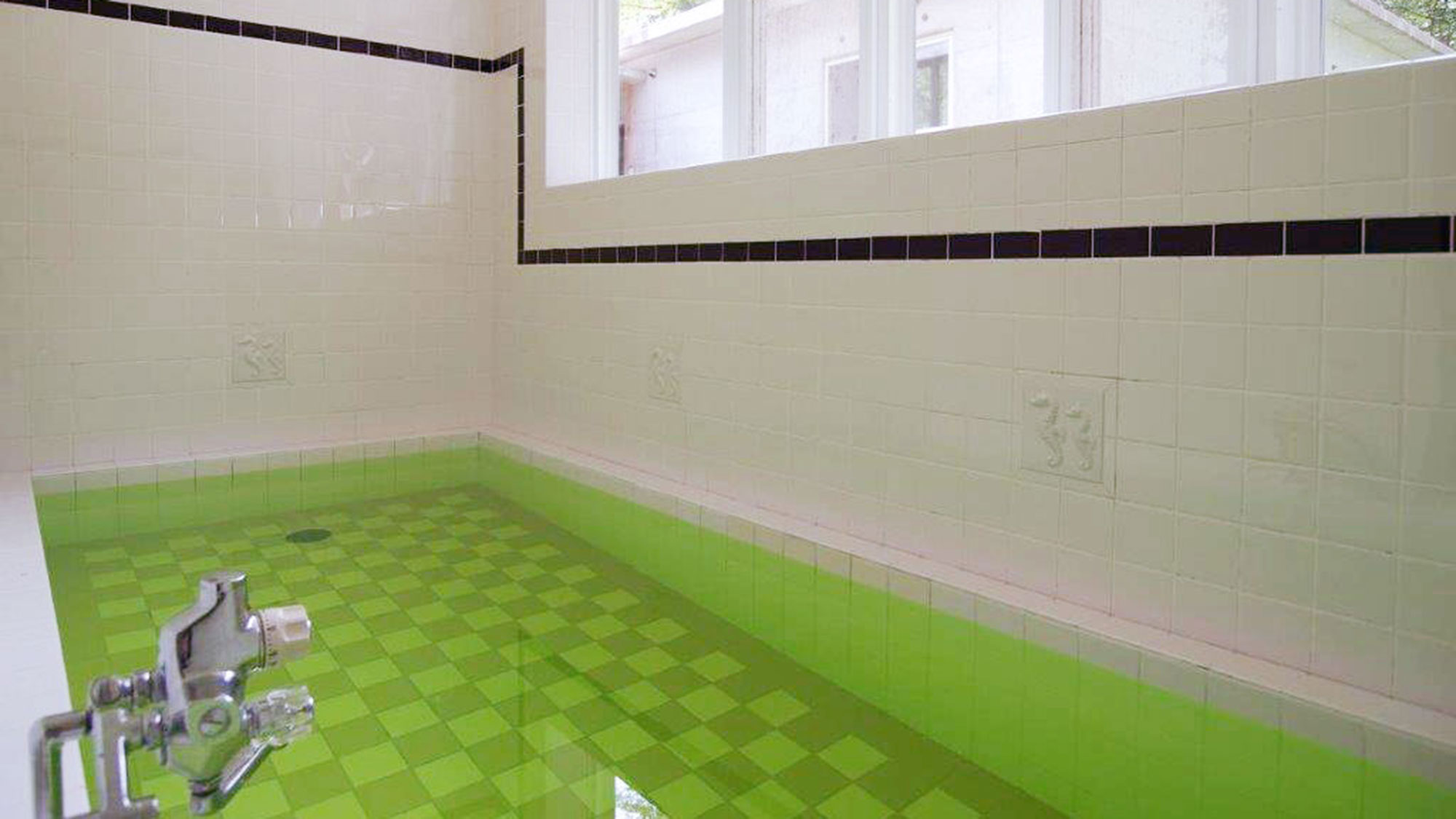 *［トゴールの湯］無色・無臭・無味で肌への刺激が少なく湯上りさっぱり保温性もGood！24時間入浴可