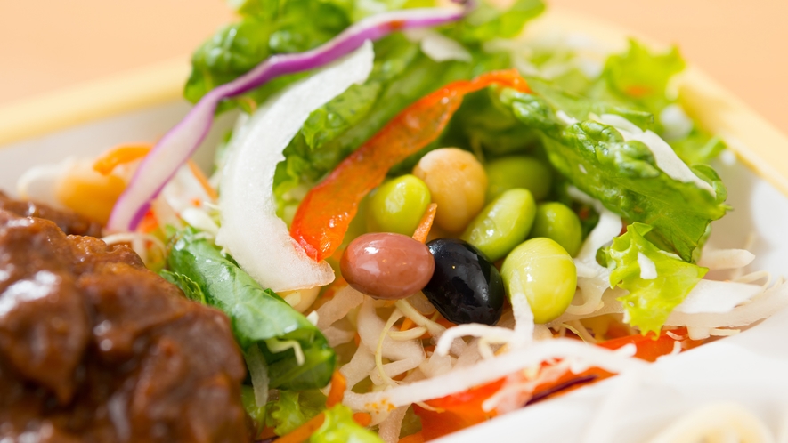 【Organic】有機ＪＡＳ認定の野菜を使用したサラダはビタミンＣやミネラルが豊富