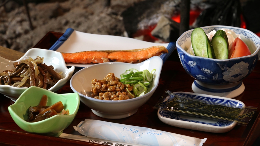 【朝食】素朴な和食はお米の美味しさが際立つ♪