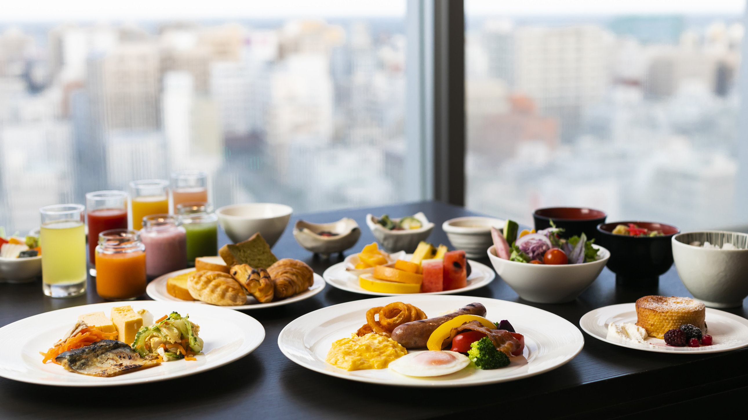 ホテルのディナーコース＆飲み放題をお得に満喫プラン！Granコース 高層階確約　夕朝食付