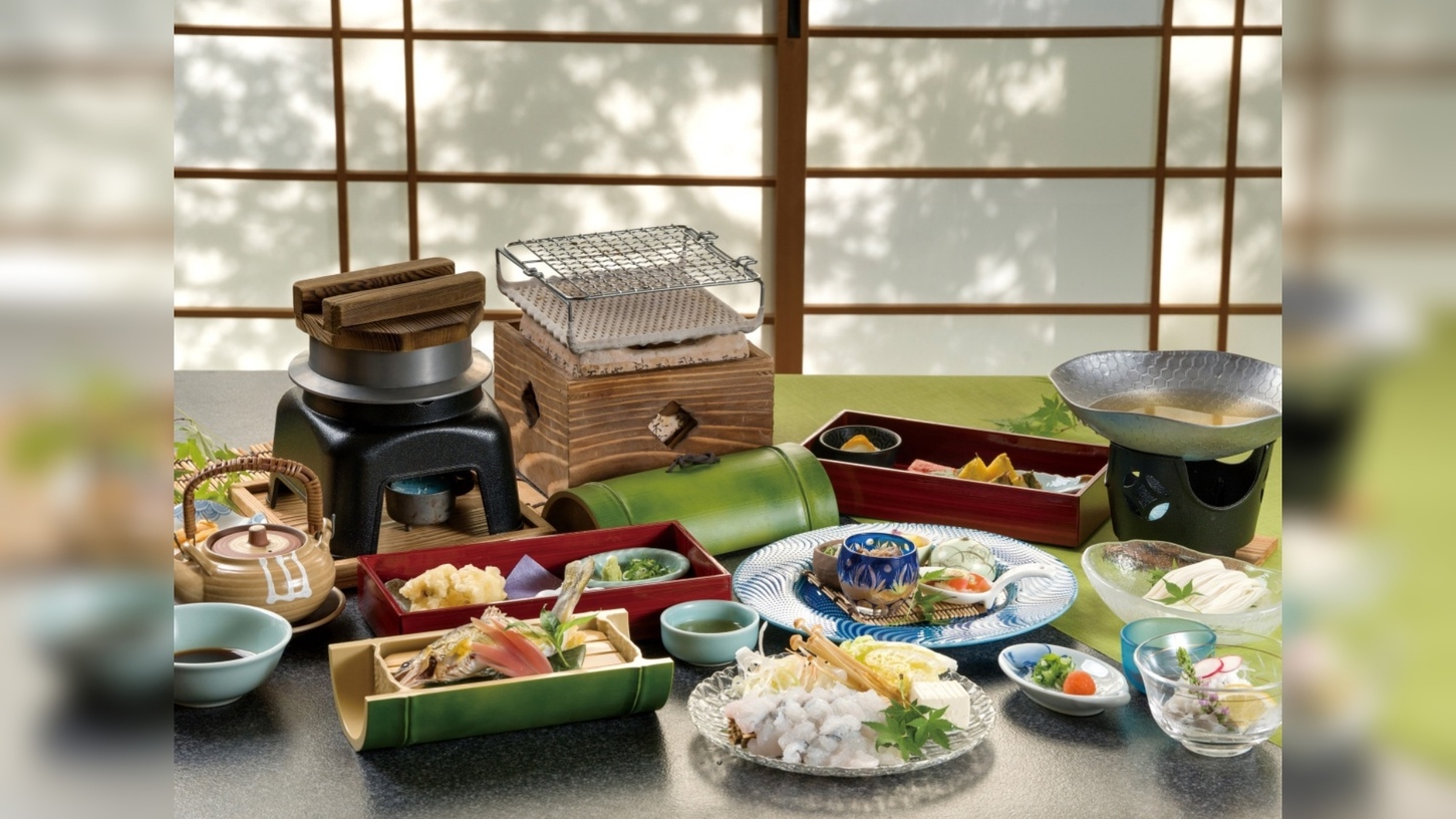 【お部屋食】夏が旬の鱧を使った『鱧づくしコース』