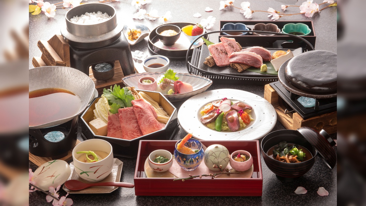 【お部屋食】河内鴨と黒毛和牛を味わう 石焼×すきしゃぶ『春の特選肉会席』