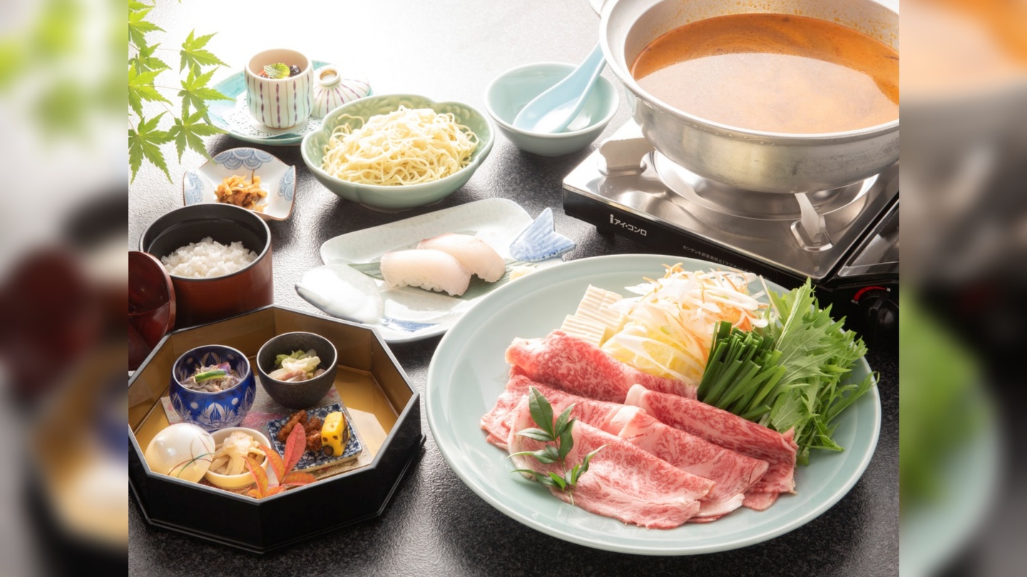 【レストラン食】☆「体の芯から温まる！」旨みと辛さの絶妙なバランス『黒毛和牛旨辛鍋コース』