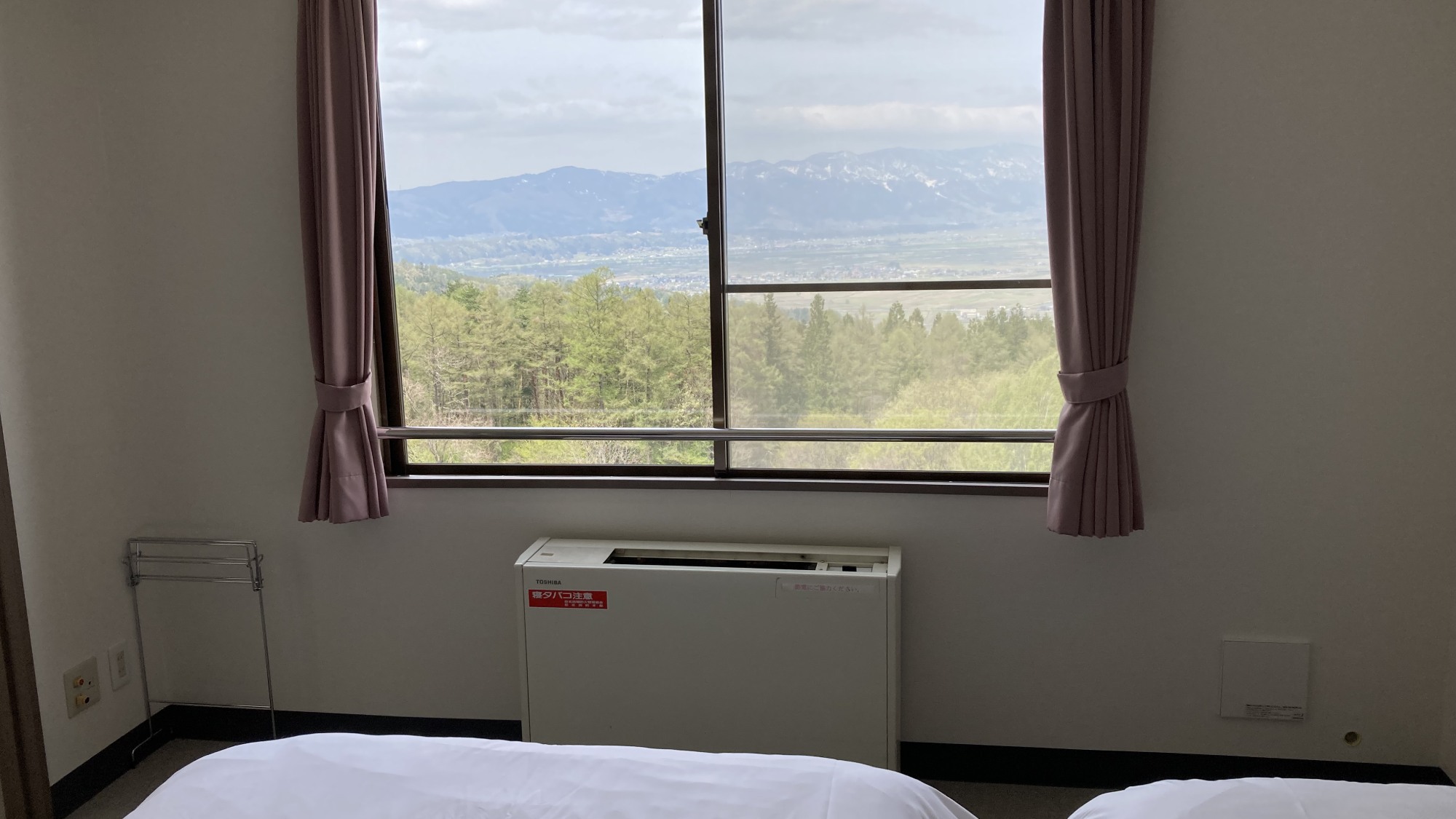 ■和洋室｜ツインルーム+和室10畳の和洋室でゆったりお過ごしください