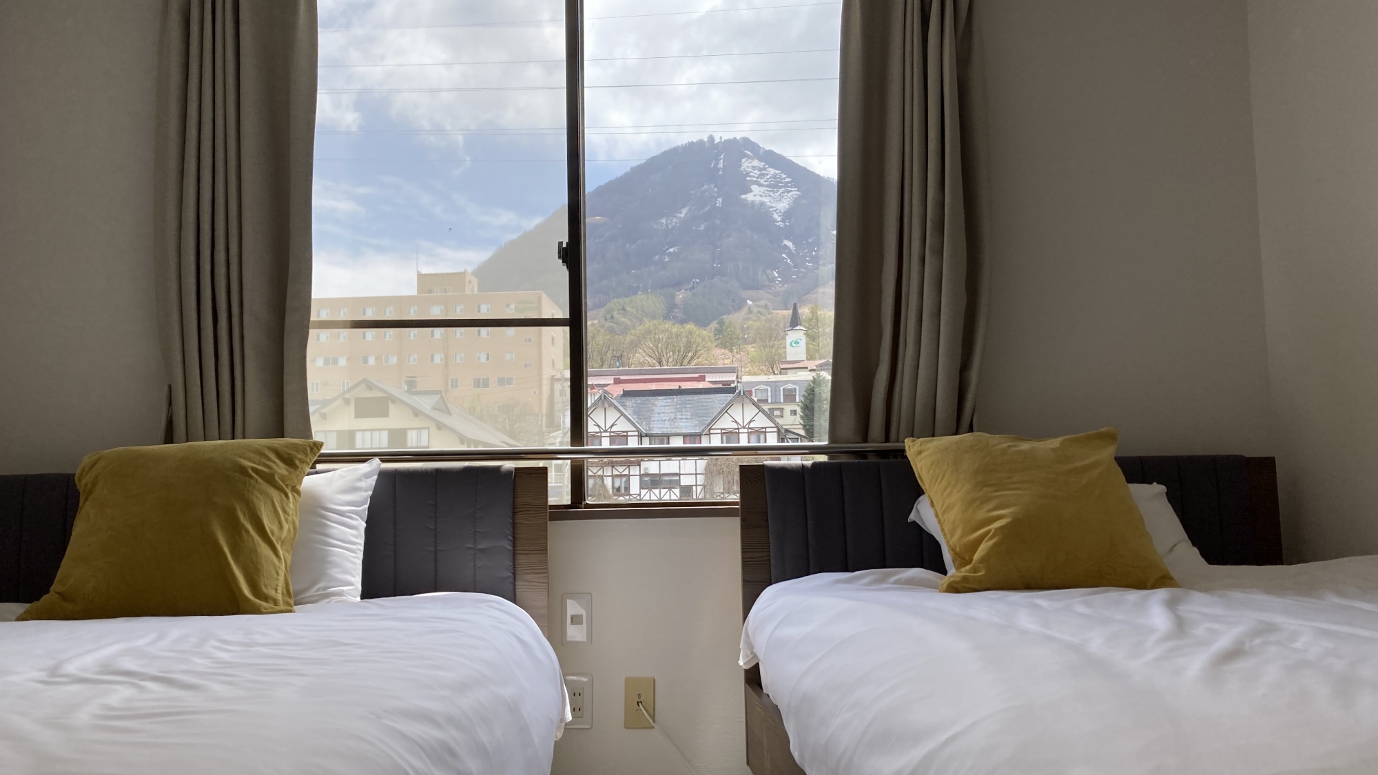 ■ツインルーム｜ビジネスにも便利なツインルーム