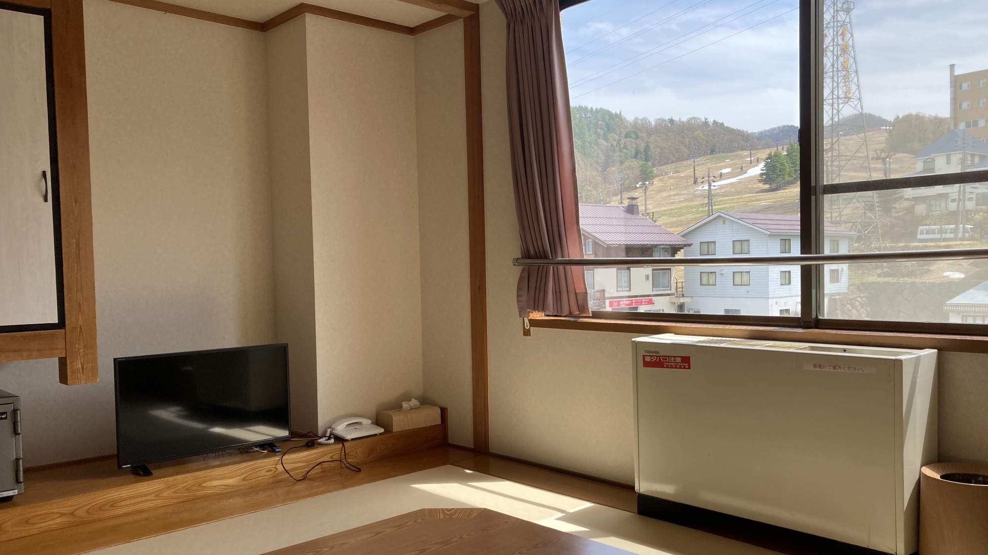 ■和室10畳｜ゆったりくつろげる10畳の和室