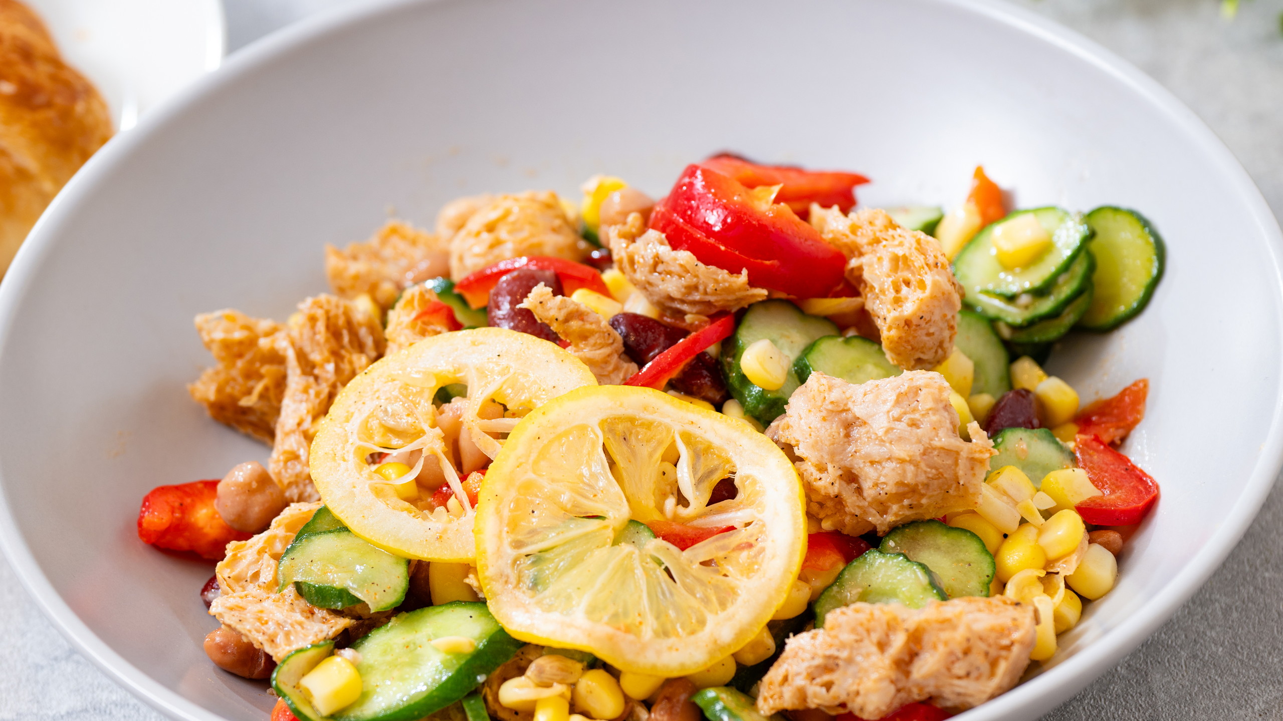 朝食ビュッフェ：ヴィーガンサラダ