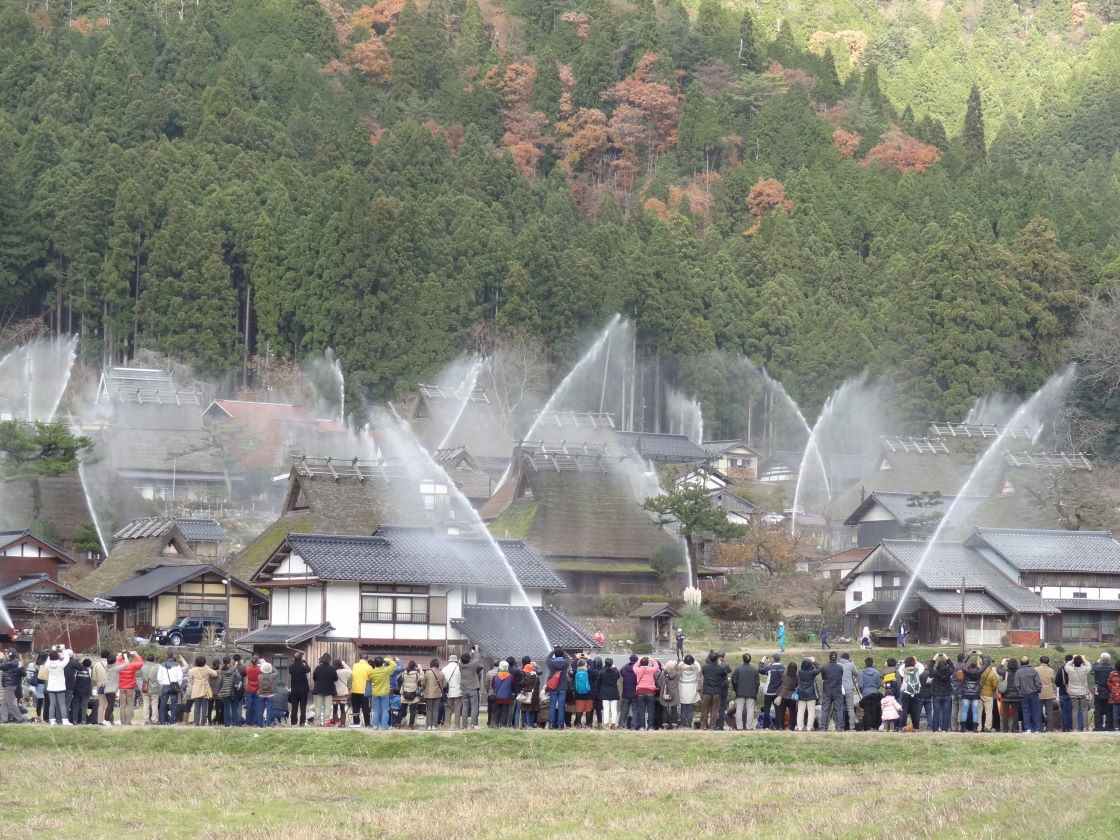 【5月19日 宿泊限定】翌日開催｜美山かやぶきの里「一斉放水点検」駐車場付きプラン（朝食食材付）