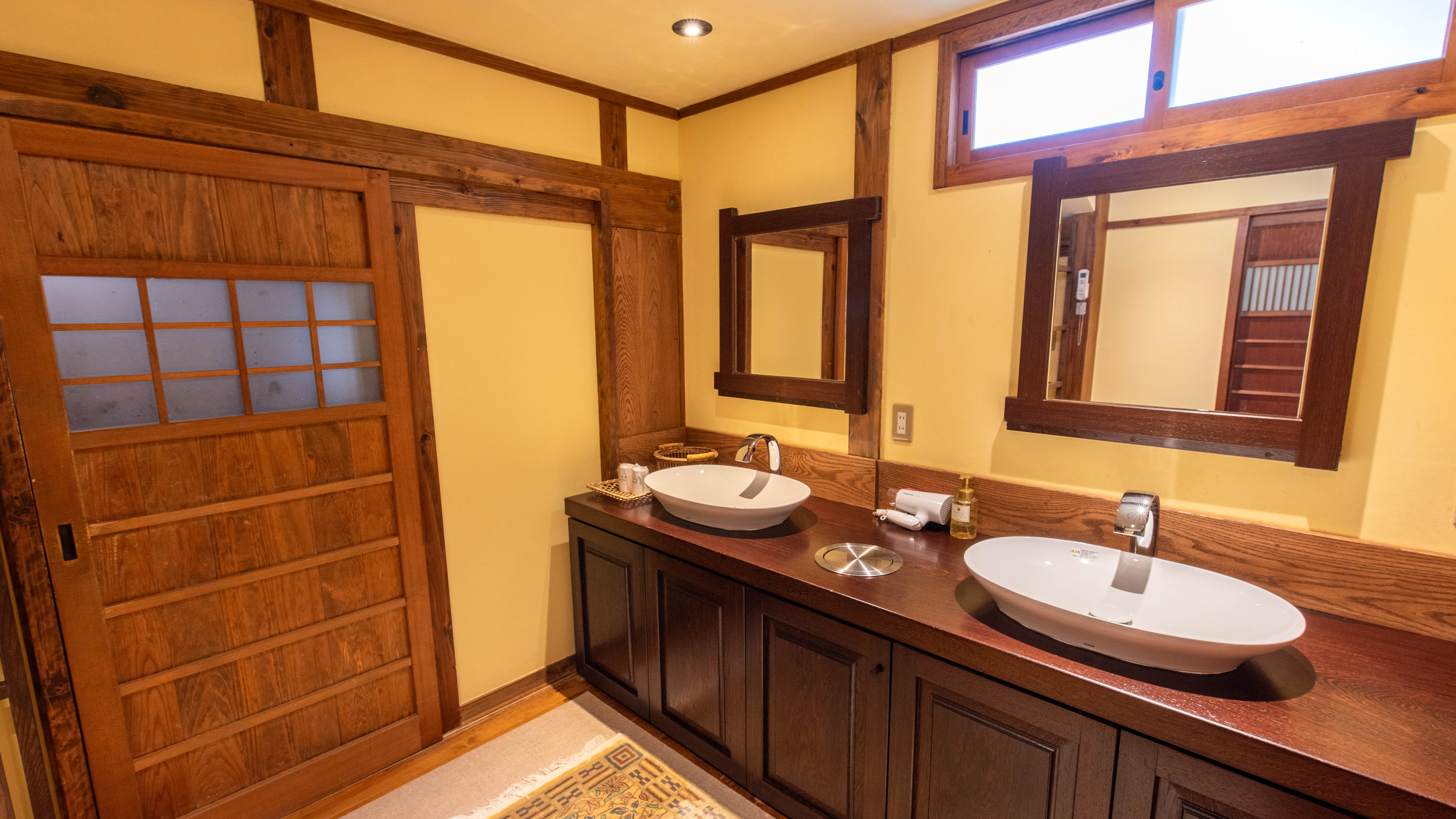 風月｜内風呂・10畳・14畳＋ベッドルーム（ツインベッド）