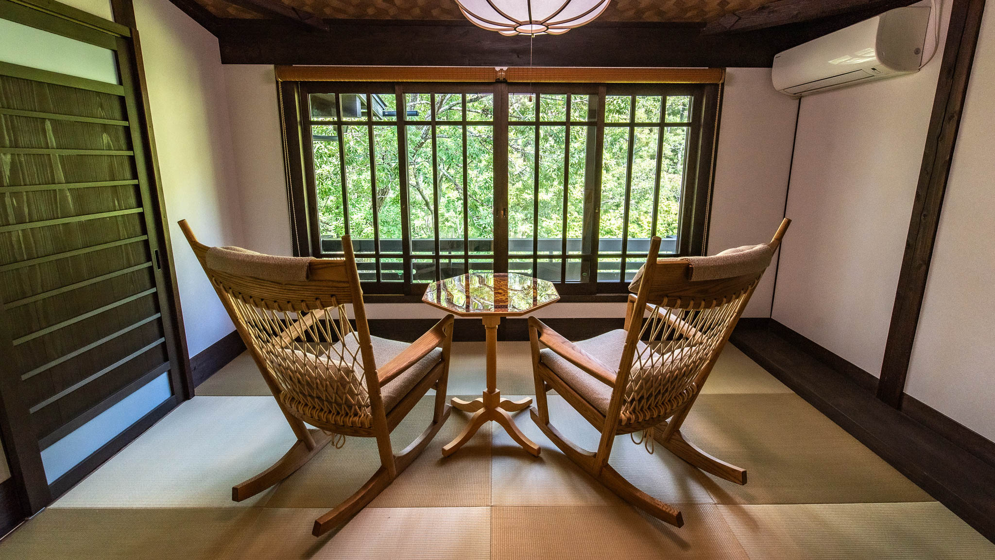 TBタイプのお部屋｜ツインベッド＋６畳