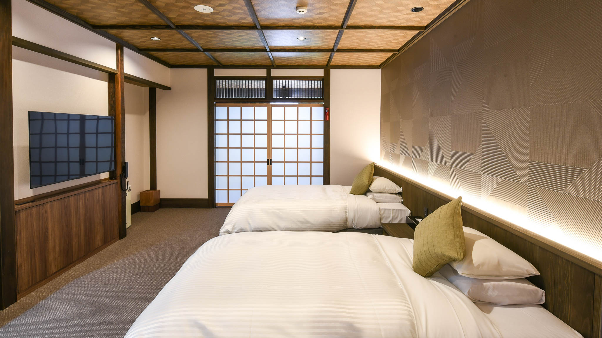 TBタイプのお部屋｜ツインベッド＋６畳