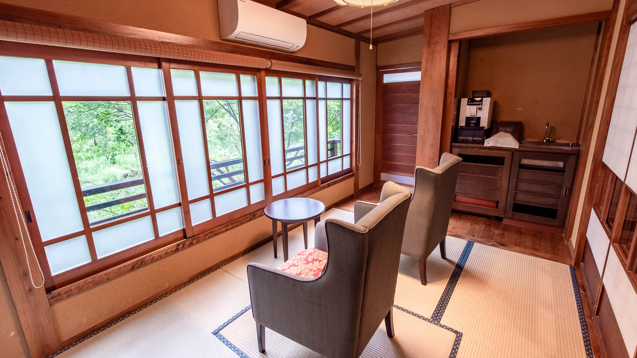 TBタイプのお部屋｜ツインベッド＋６畳