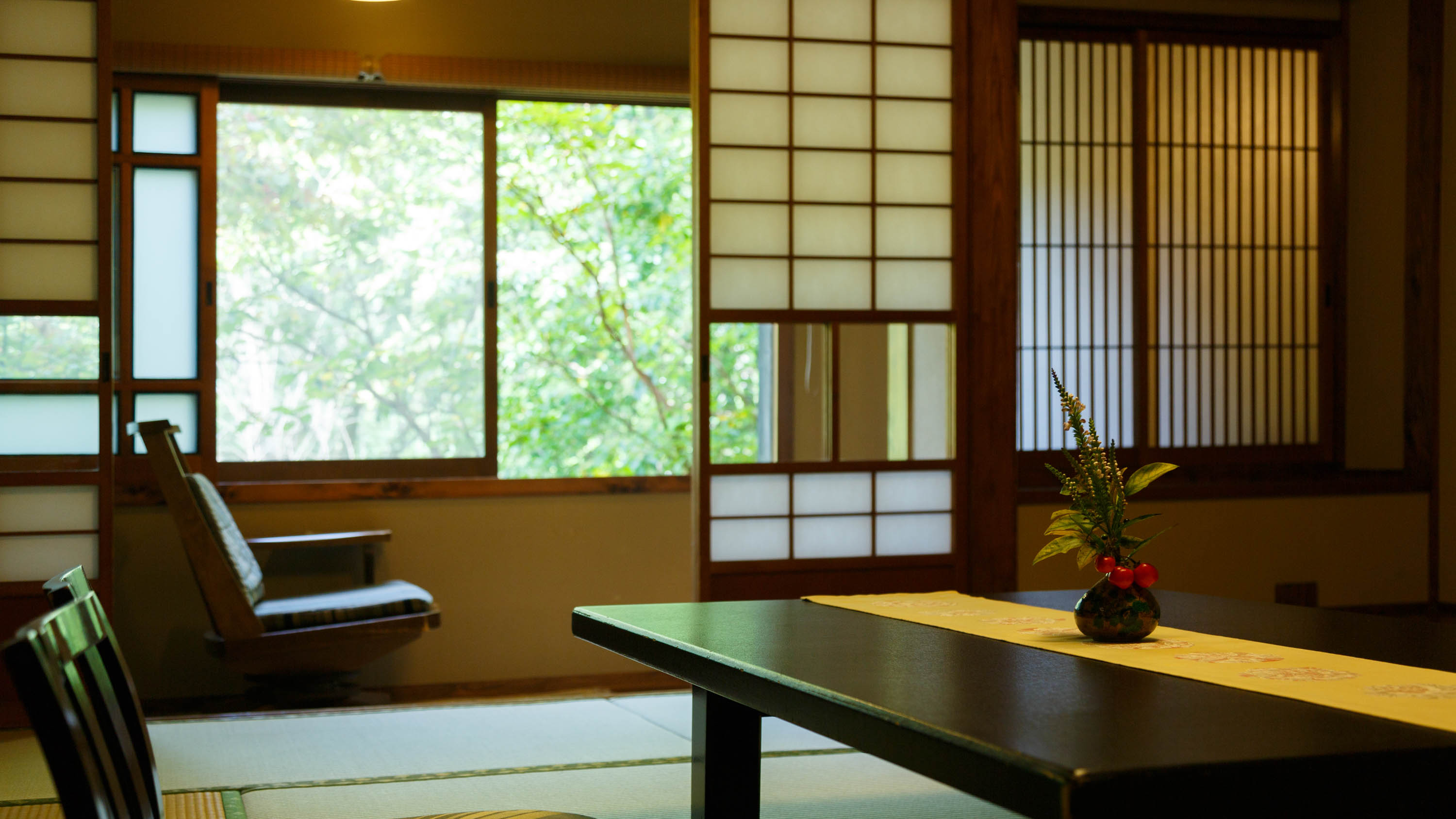 風月｜内風呂・10畳・14畳＋ベッドルーム（ツインベッド）