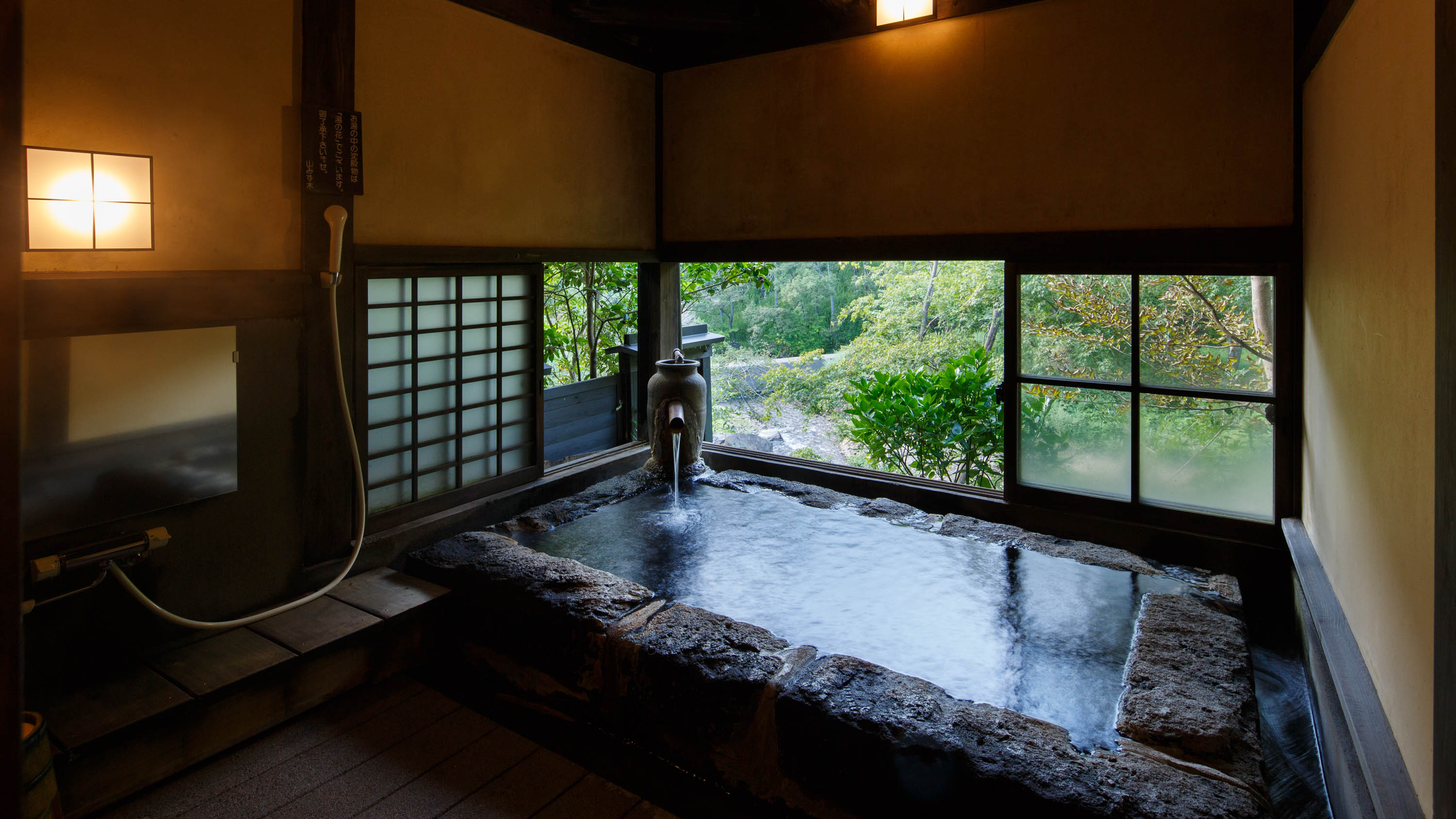 風月｜内風呂・10畳・14畳＋ベッドルーム（ツインベッド）