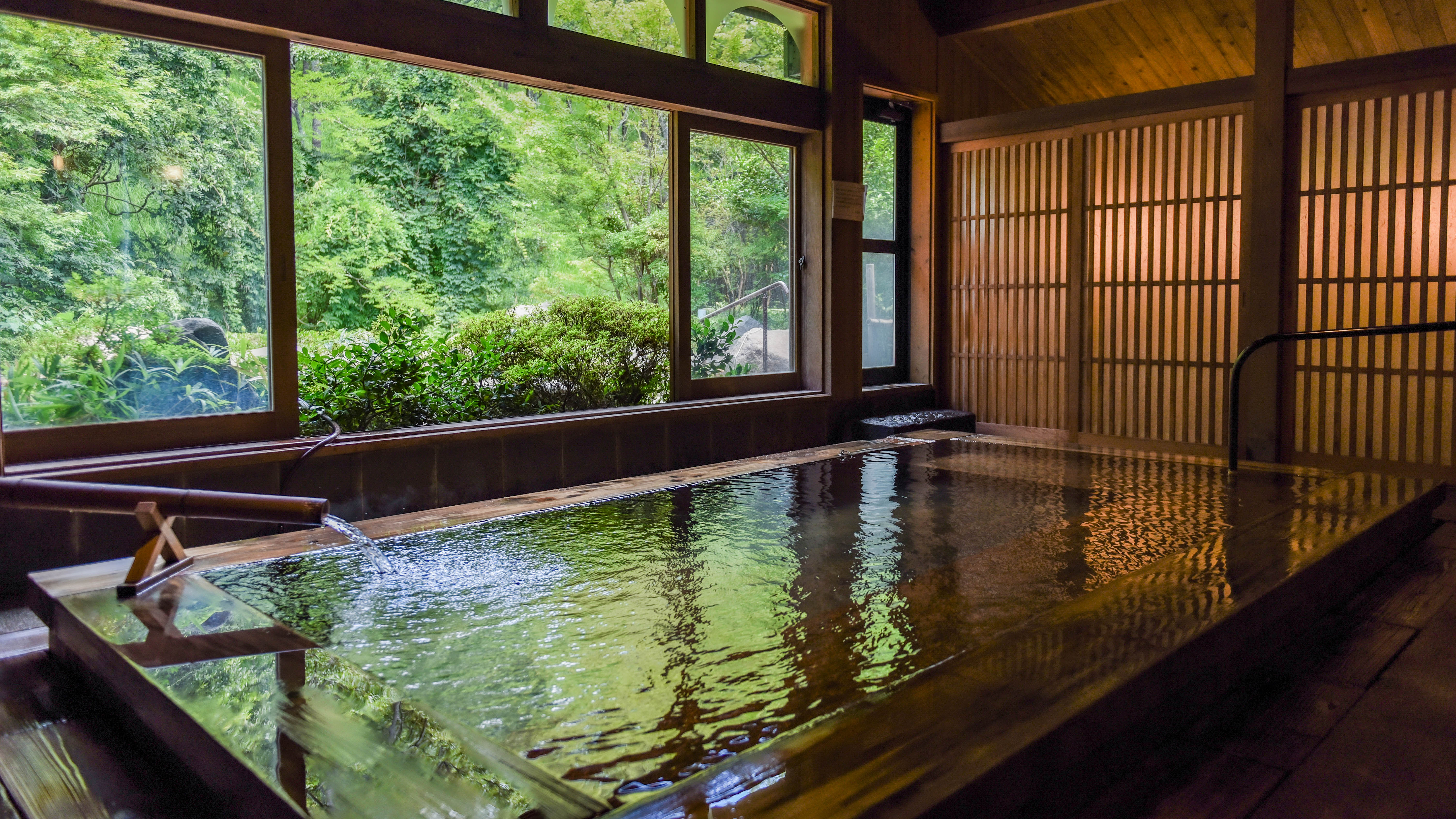 【男性専用】ヒノキの内風呂