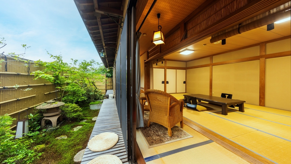 【温泉SALE】湯の華溢れる温泉と京風懐石料理を愉しむ、極上旅プラン！