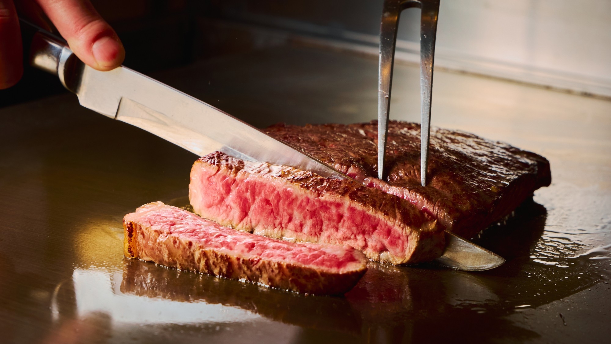 【夕朝食付き】30分毎に肉料理が登場！新生“劇場型”ビュッフェで贅沢な美食旅（夕食19：30〜）