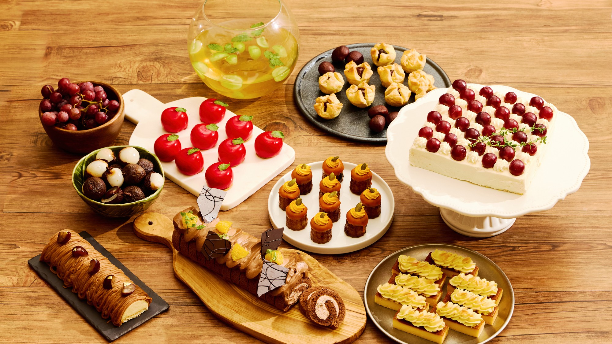 8/28-11/26　「オータムビュッフェ」イメージ