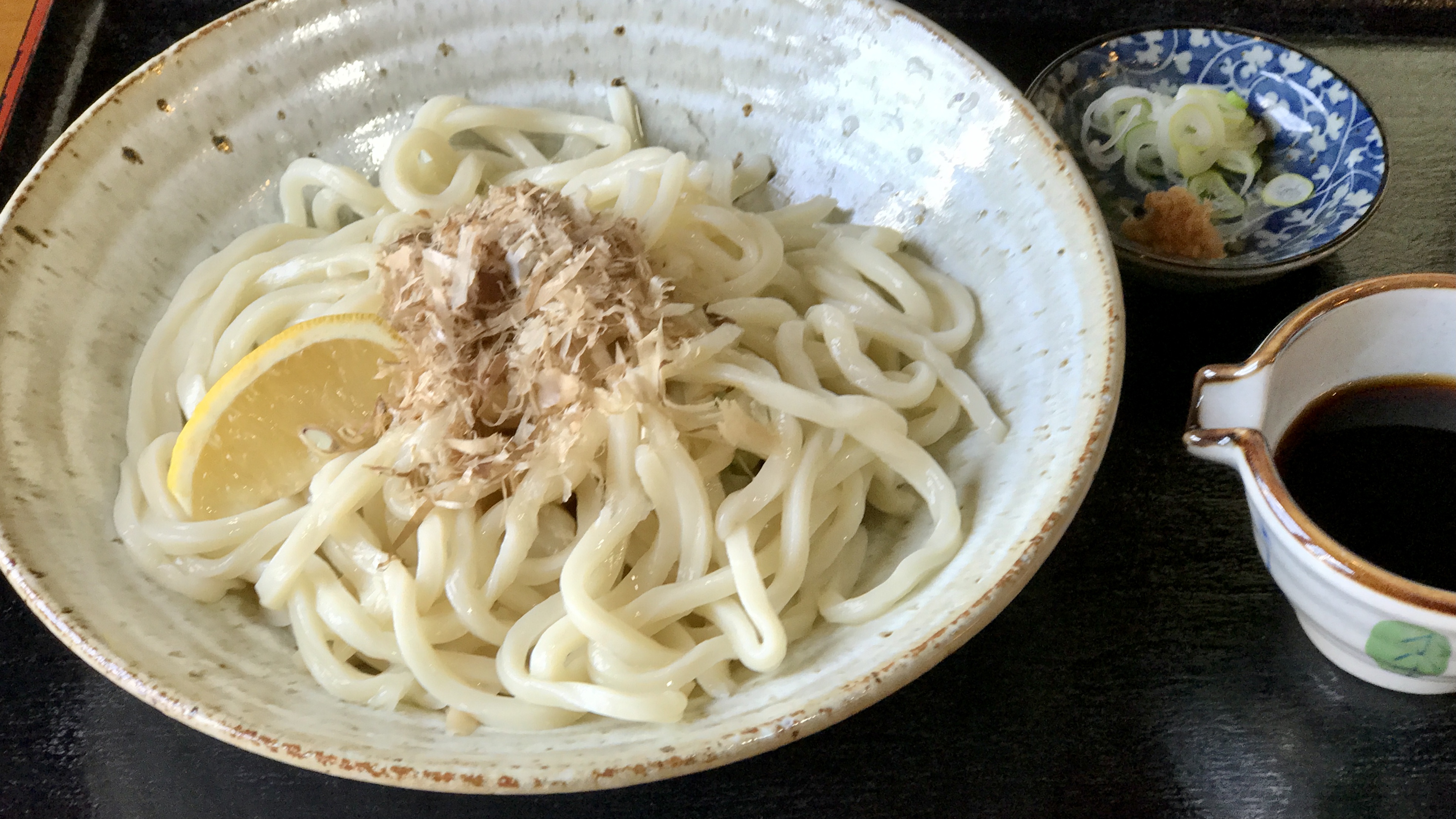 冷や冷やぶっかけうどん