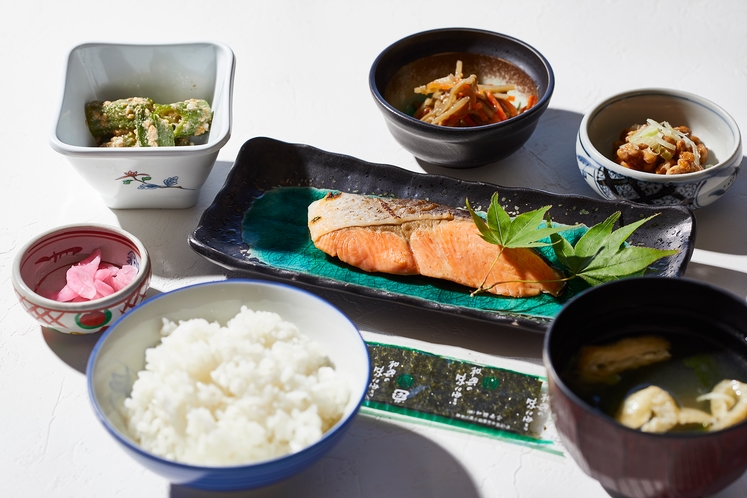 朝食・和食（一例）