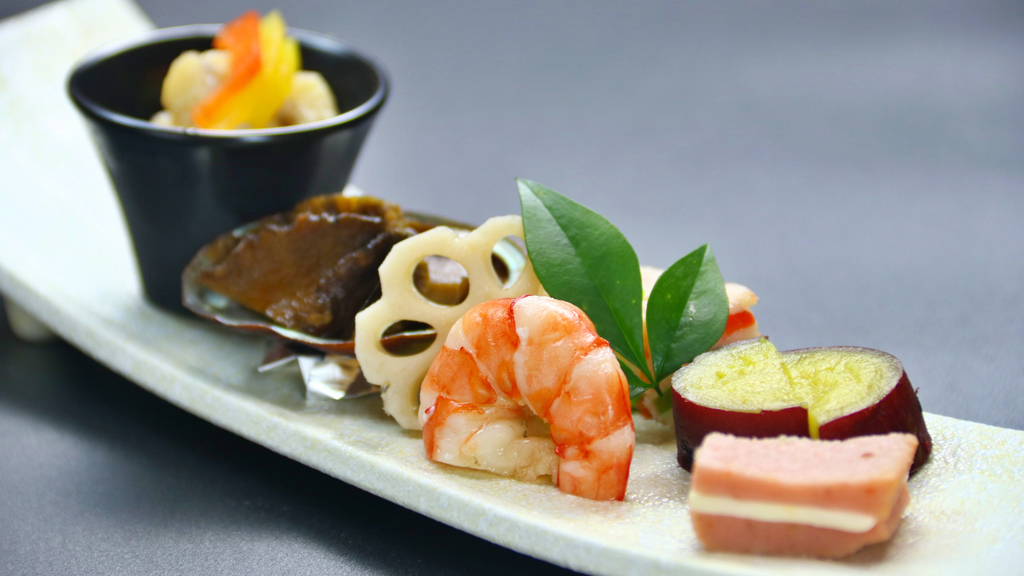 【１泊夕食付】旬のいわみの海幸の味覚満載！季節替りの四季会席・部屋食★貸切風呂無料