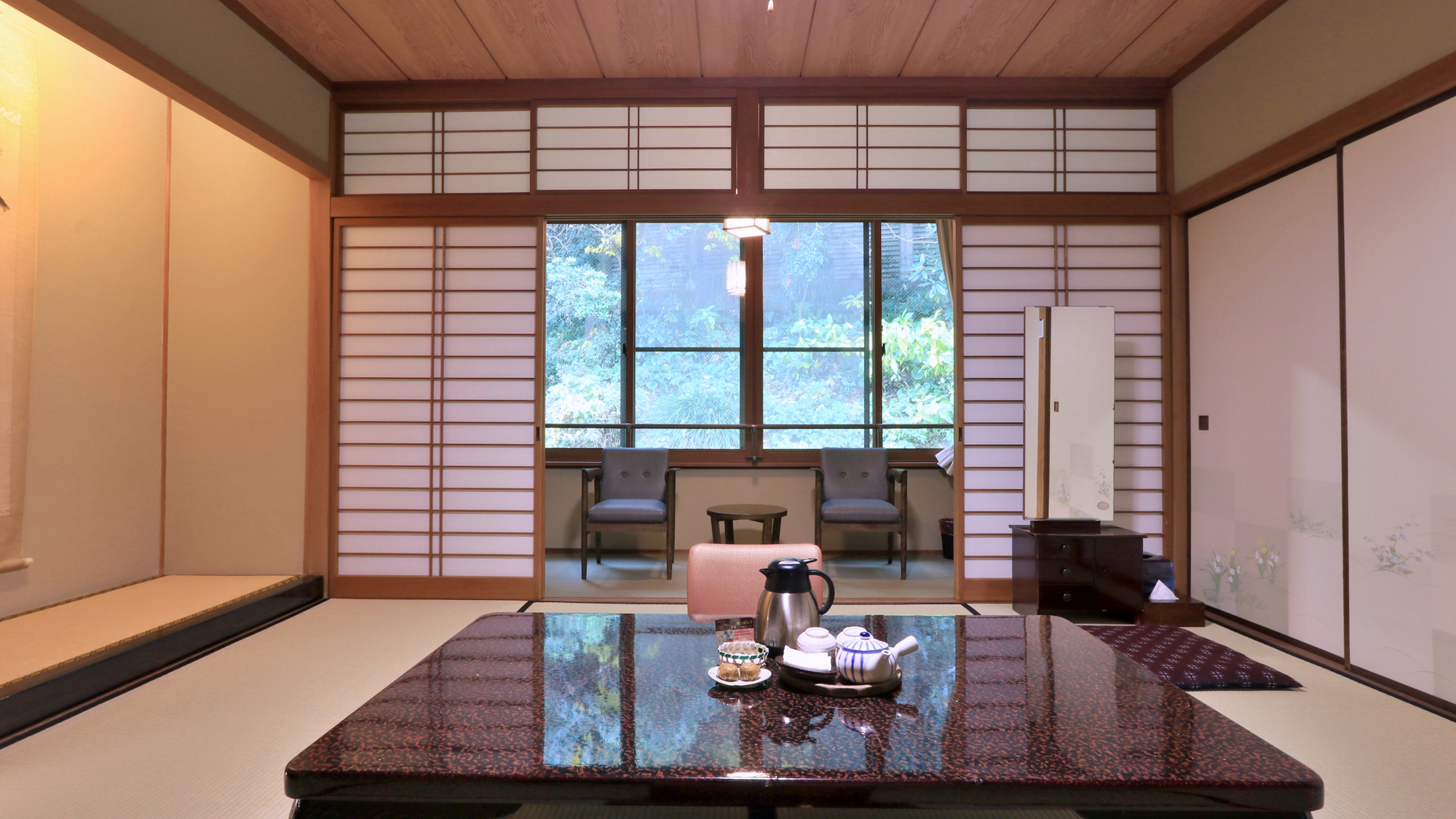 【客室】和室8畳